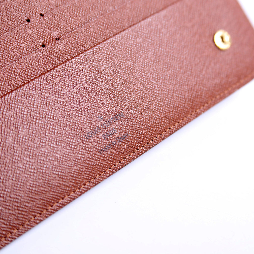 Insolite Wallet Monogram