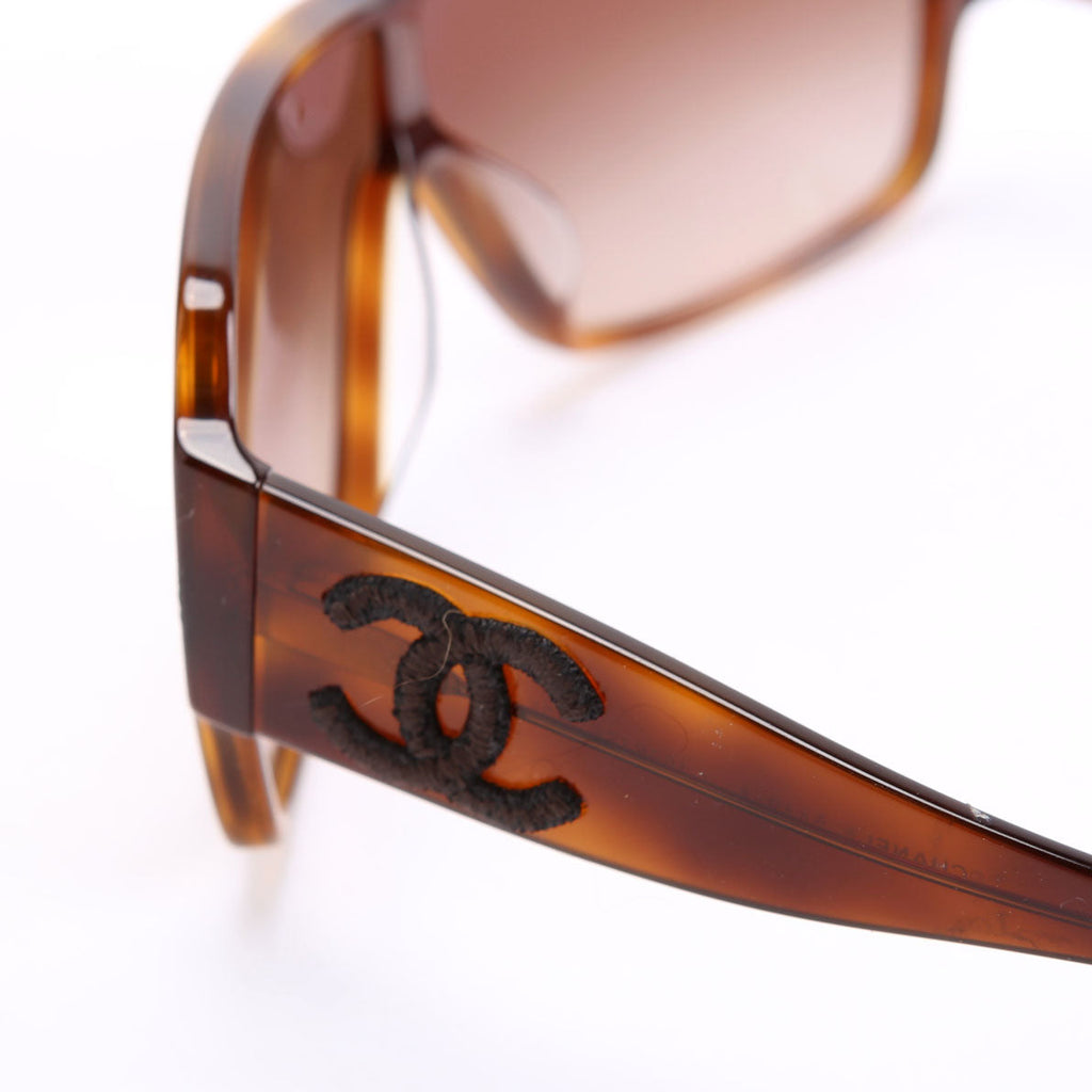 5449-A CC Shield Tortoise Sunglasses Brown