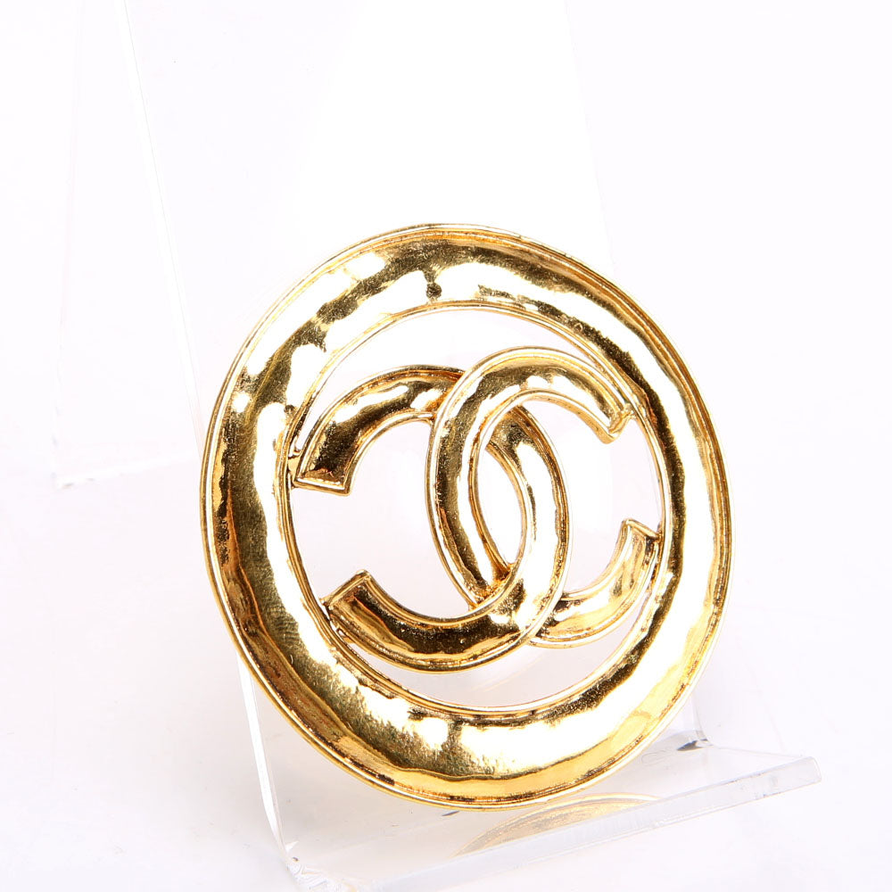 Large Round Gold CC Logo Vintage