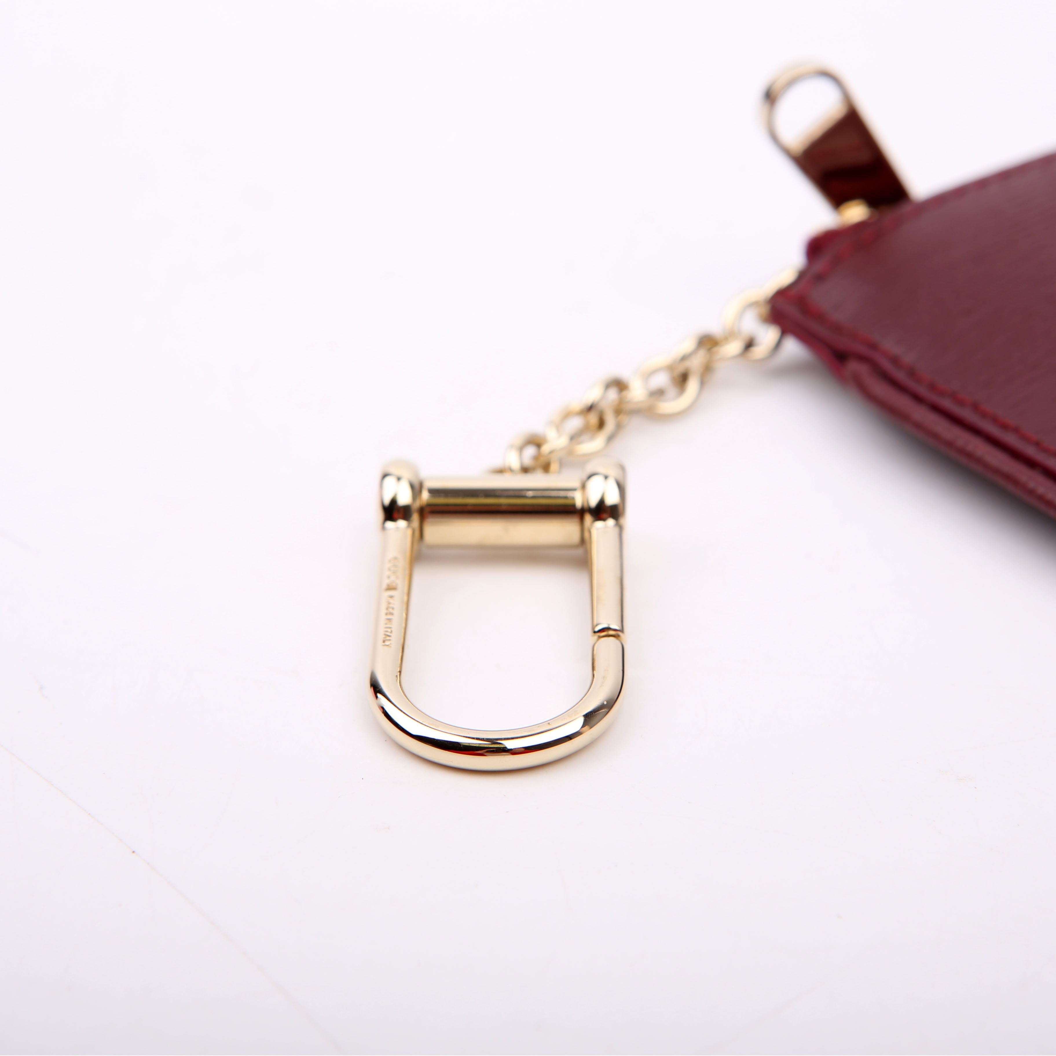 790102 Script Key Case Burgundy