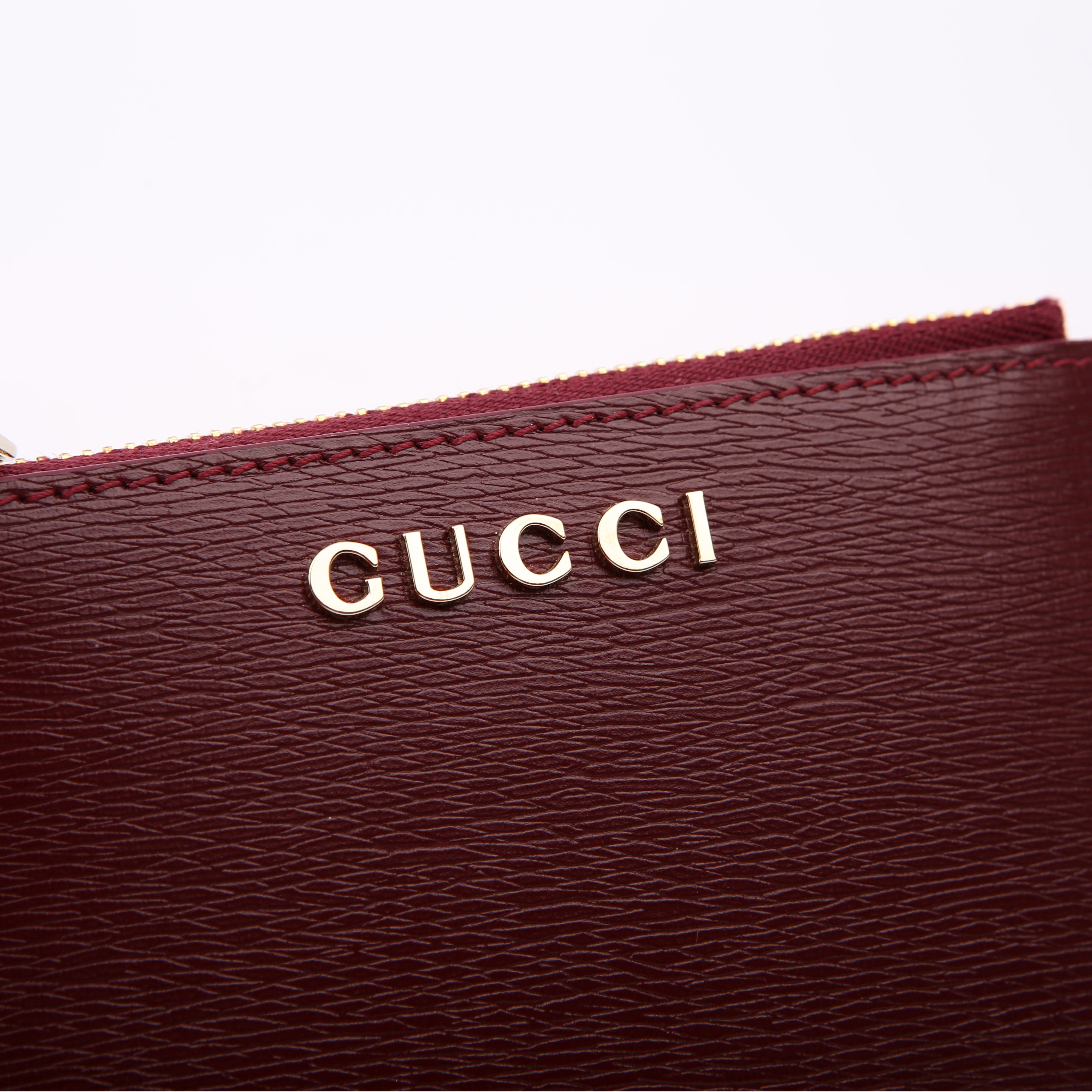790102 Script Key Case Burgundy