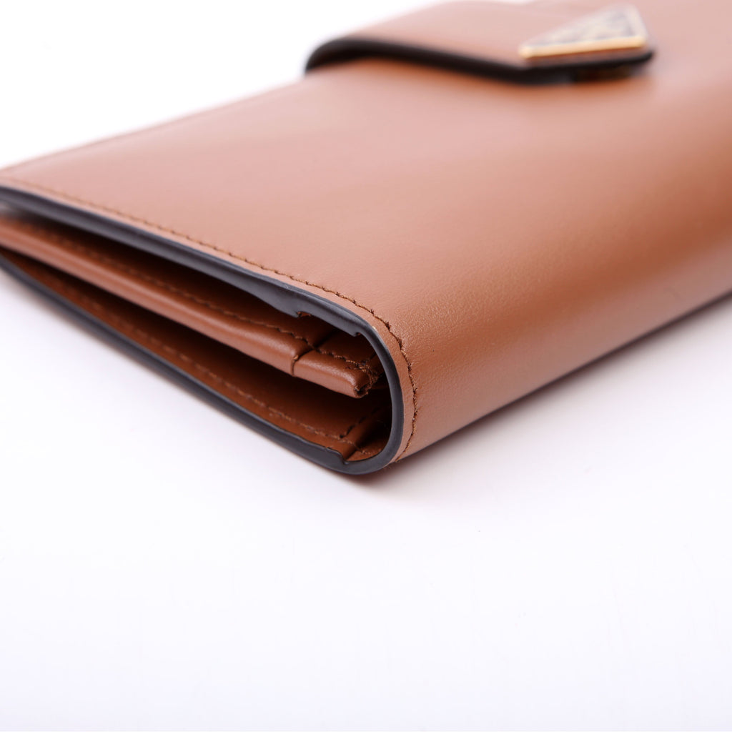 Triangle Logo Large Wallet Brown