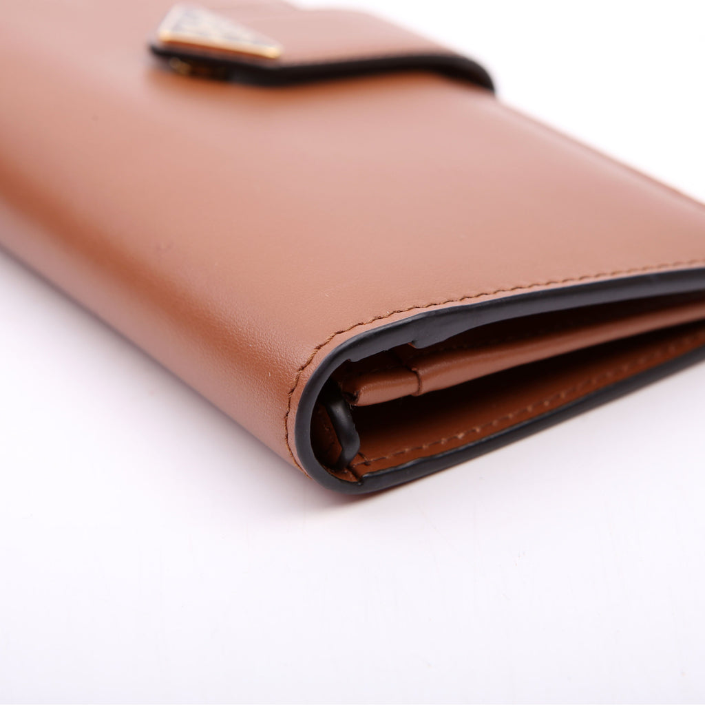 Triangle Logo Large Wallet Brown