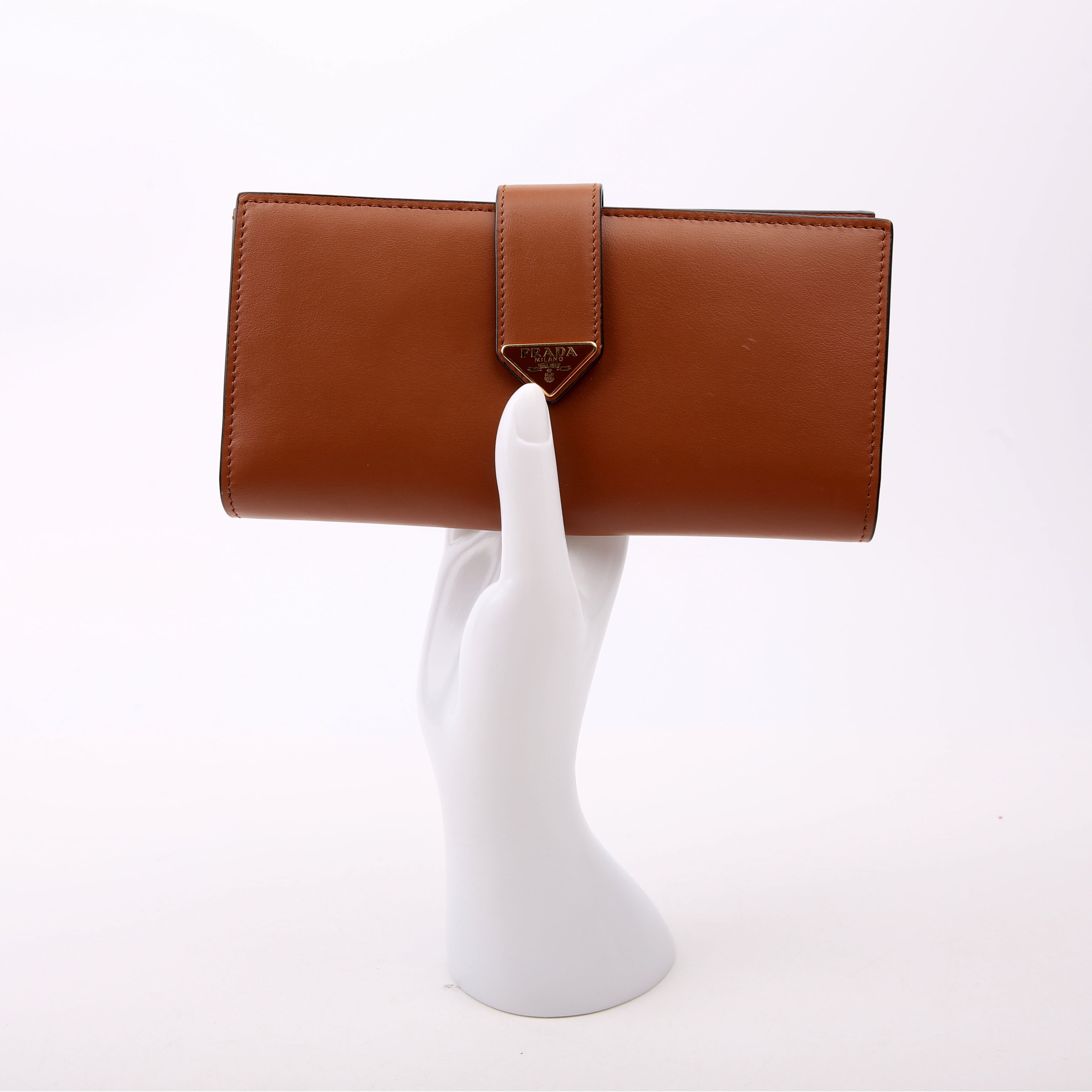 Triangle Logo Large Wallet Brown