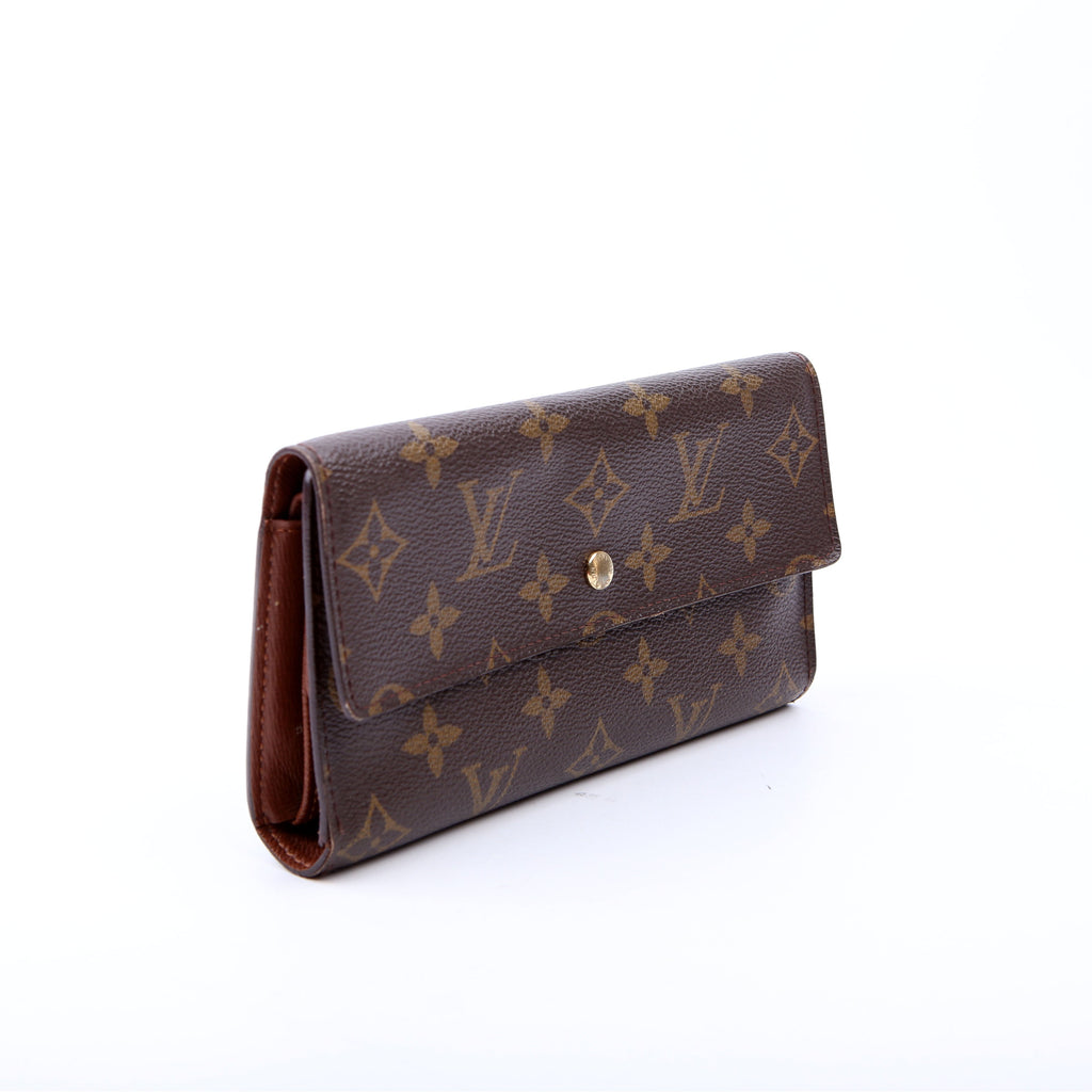 International Wallet Monogram