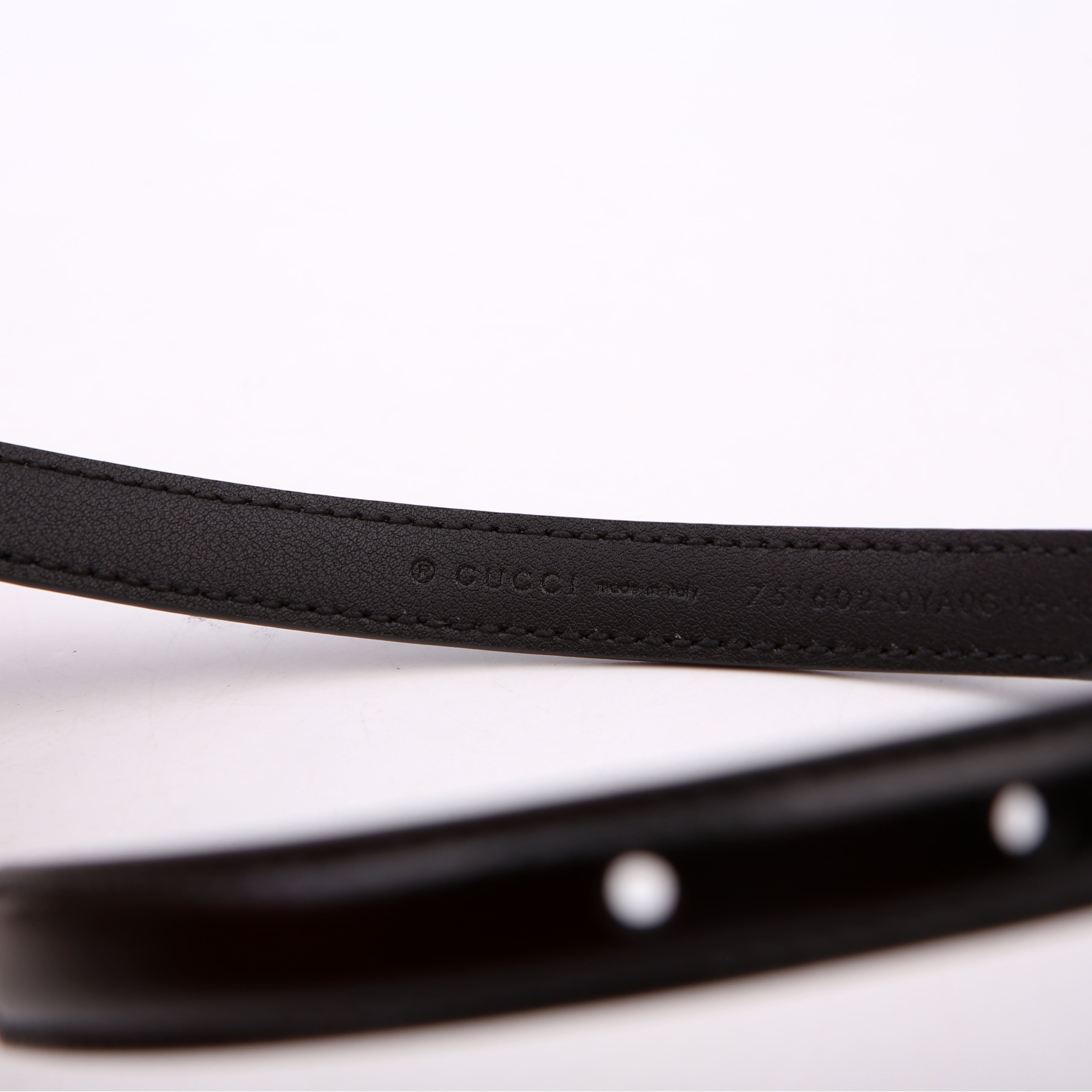 751602 Logo Extra Thin Leather Belt Size 95/38 Black