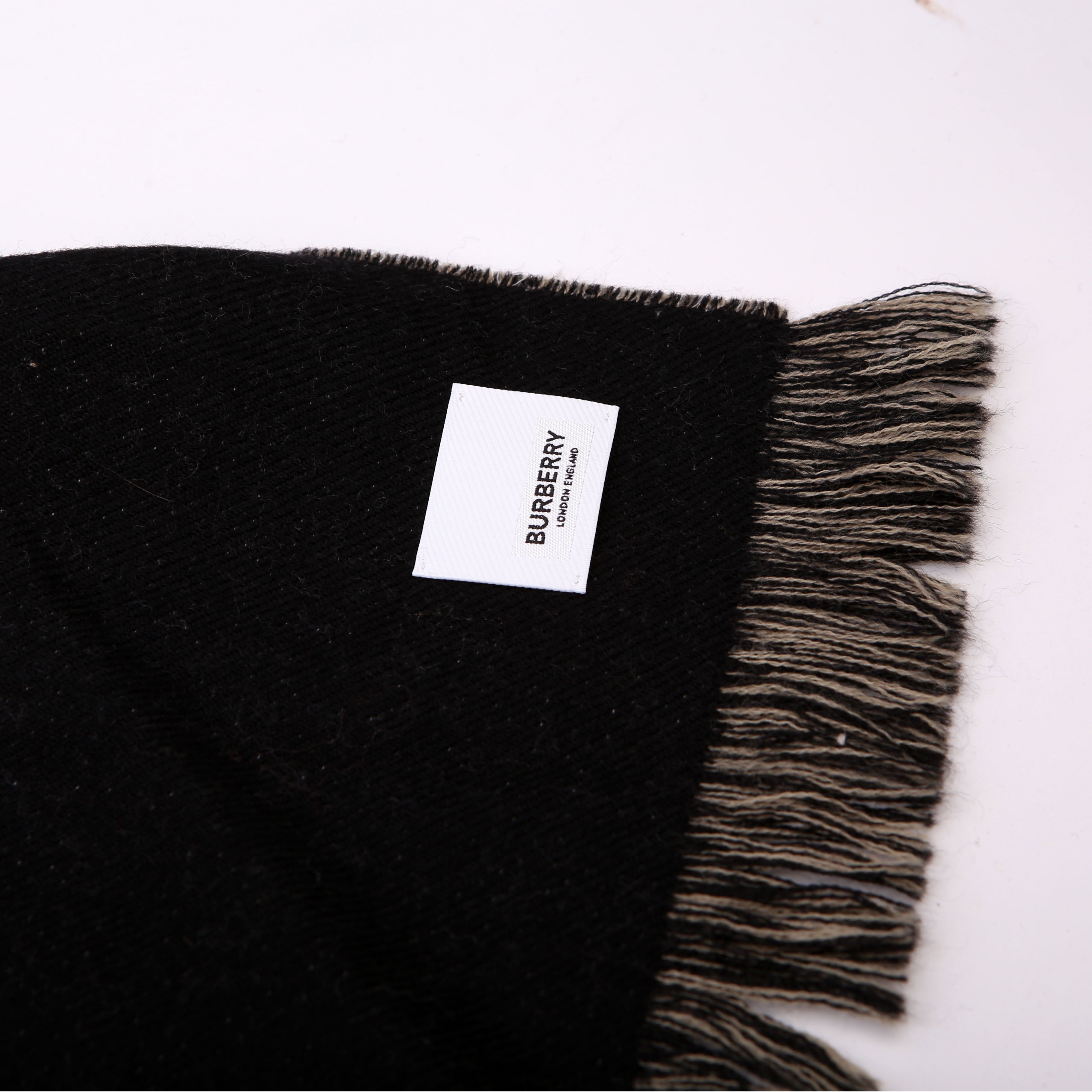 Jacquard Logo Wool Scarf