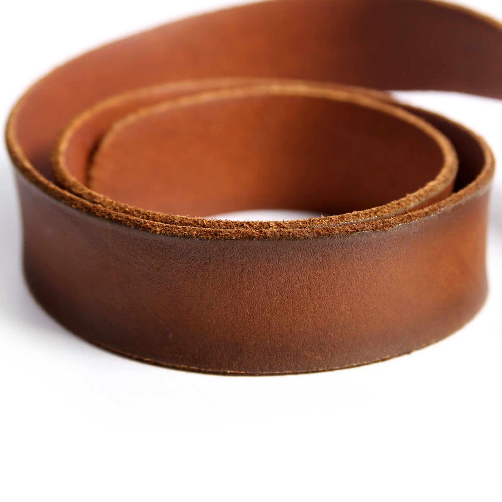 409416 GG Leather Wide Size 85/34