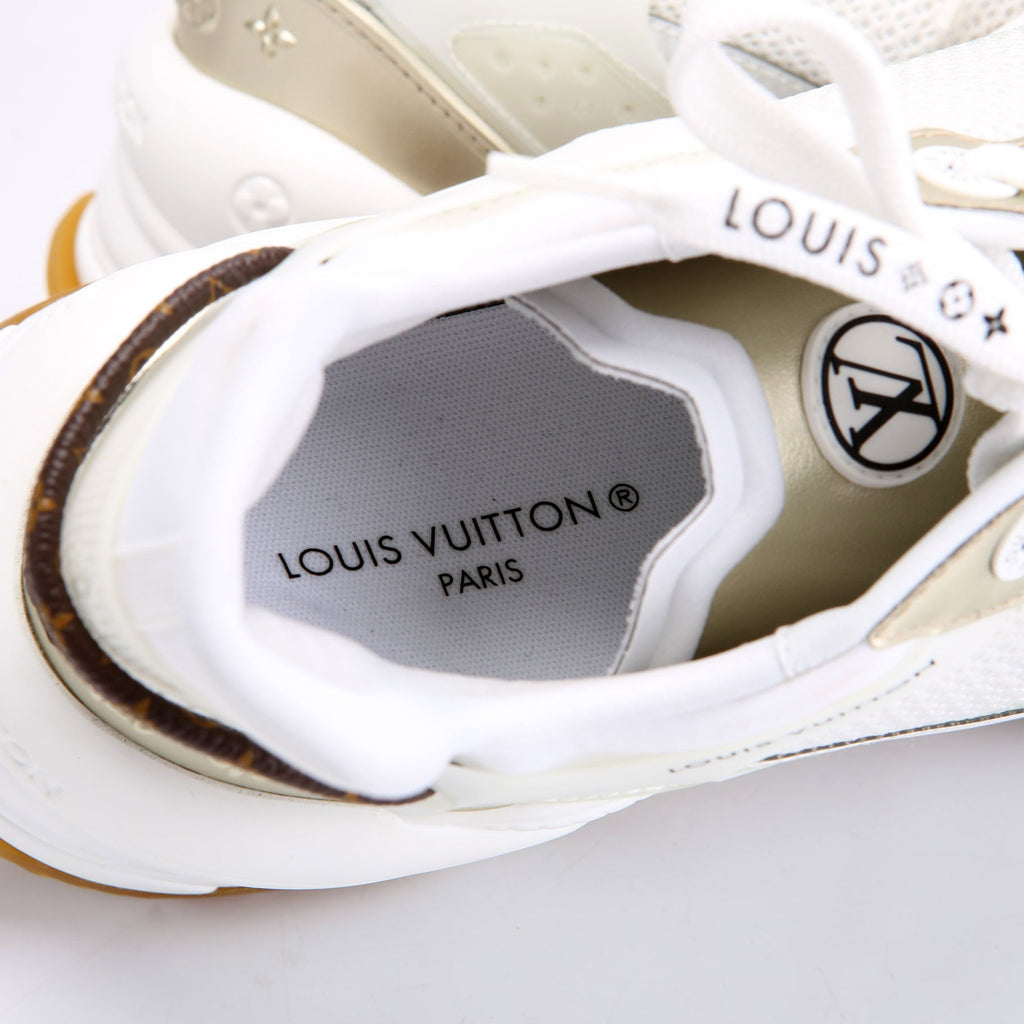 Run 55 Sneaker Size 40