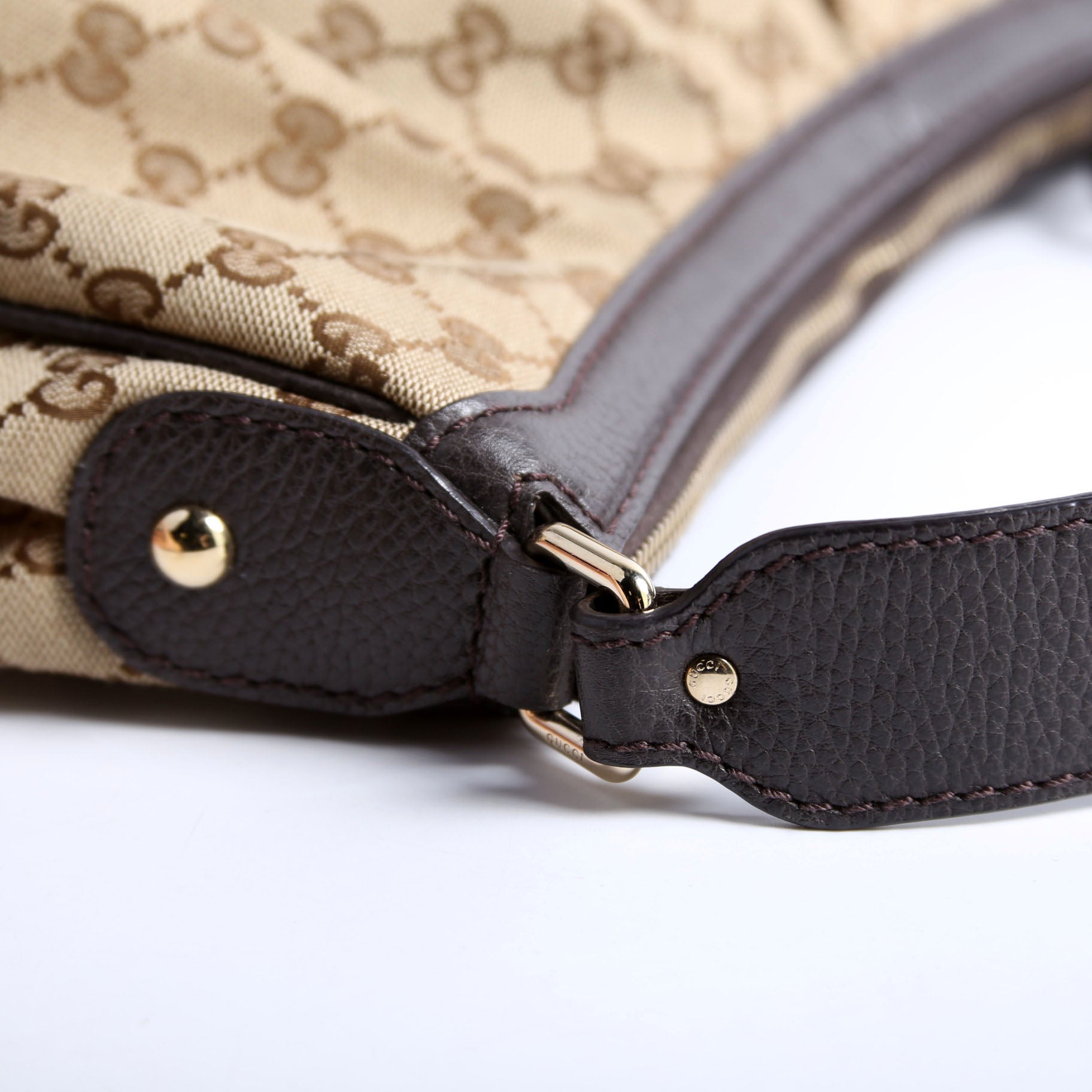 364843 GG Canvas Sukey Hobo Medium Brown
