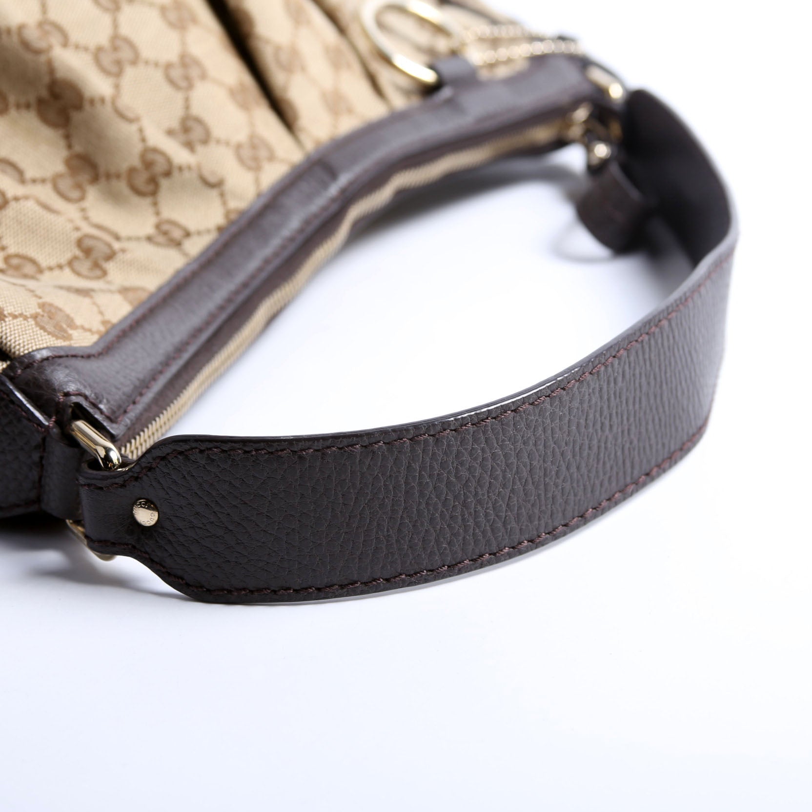 364843 GG Canvas Sukey Hobo Medium Brown