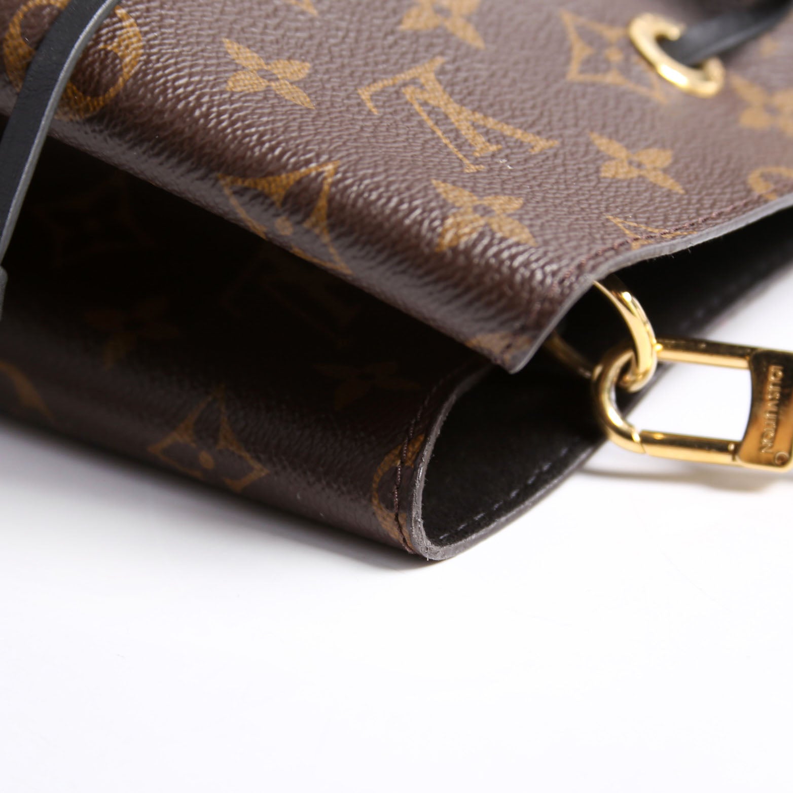 Neonoe Monogram Black
