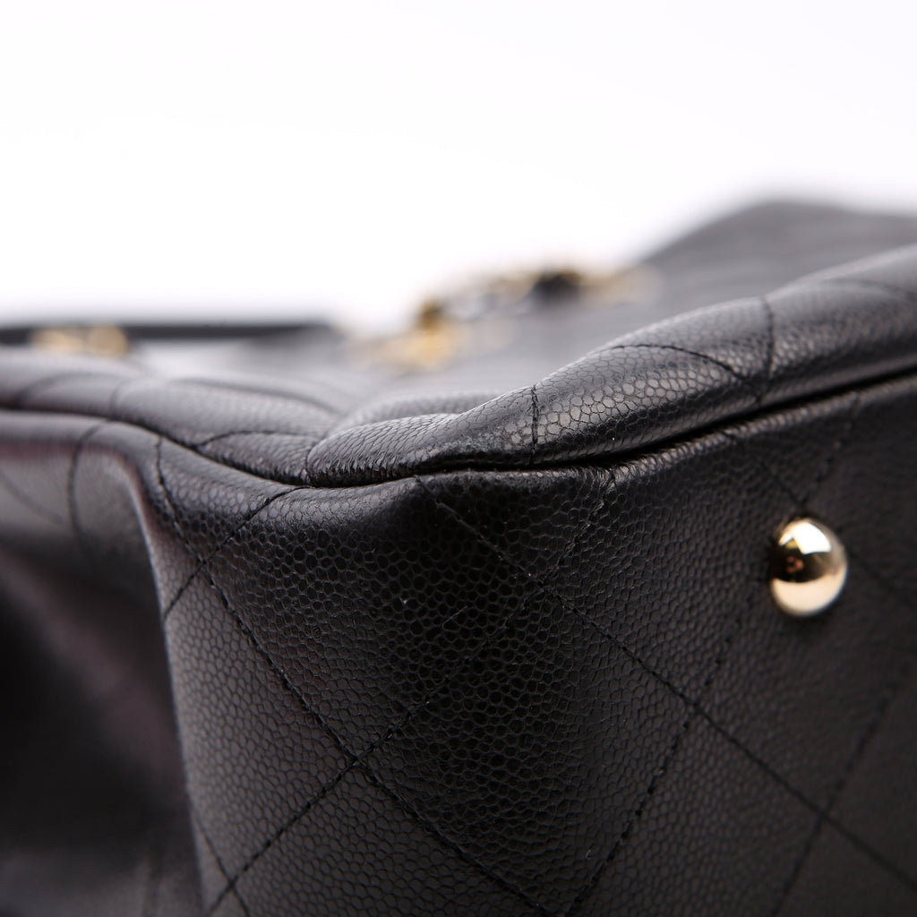 Classic CC Shopping Tote Caviar RFID Black