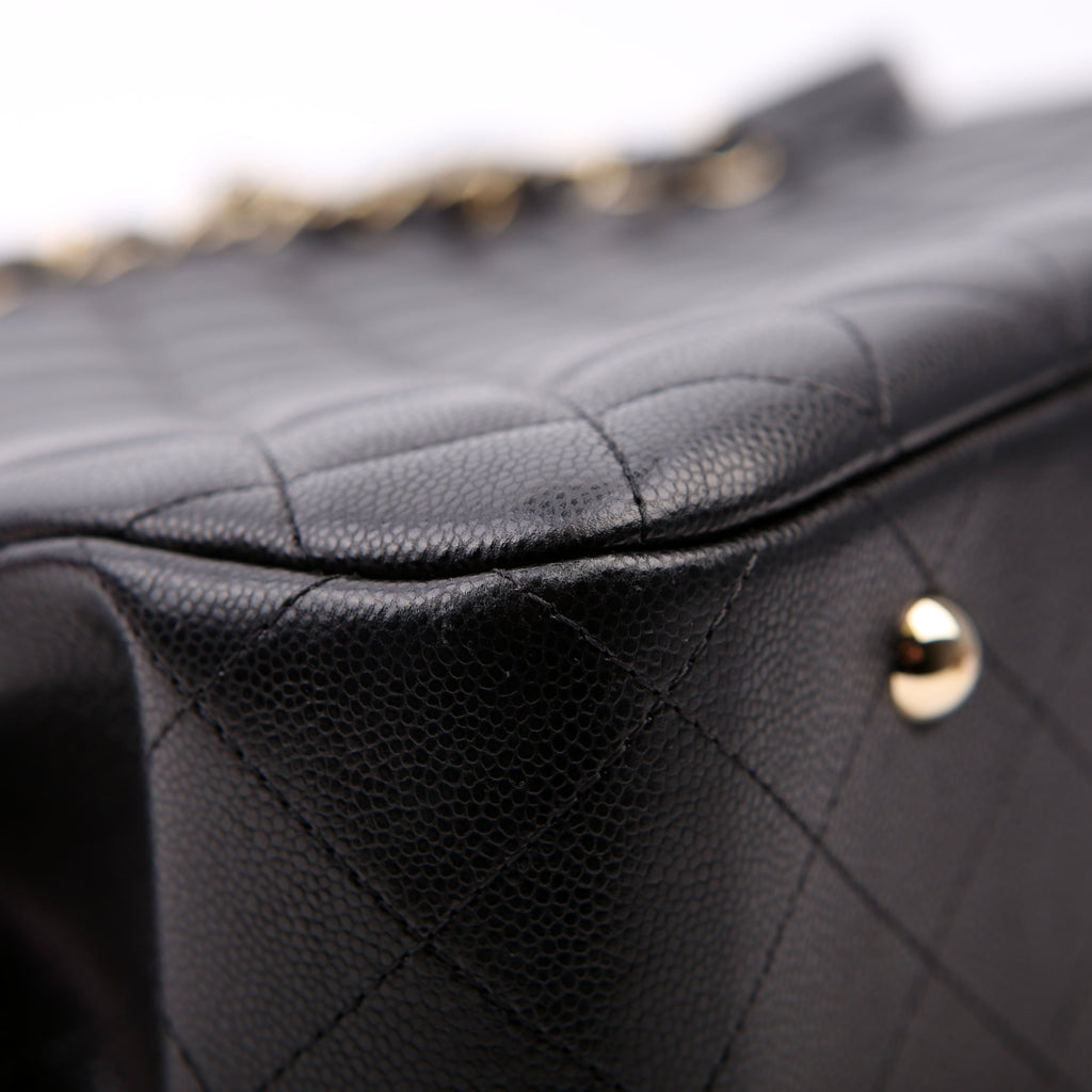 Classic CC Shopping Tote Caviar RFID Black
