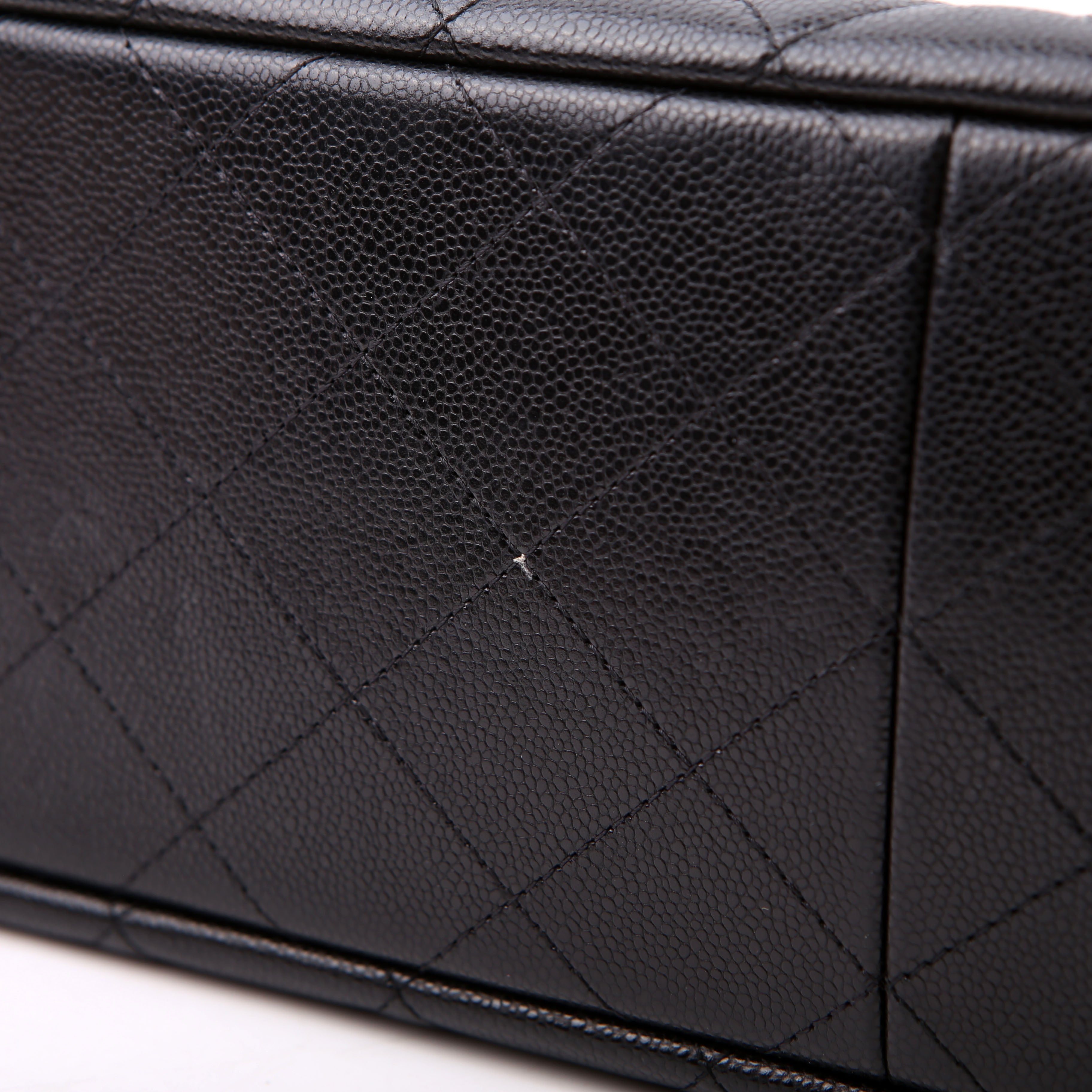 Classic CC Shopping Tote Caviar RFID Black