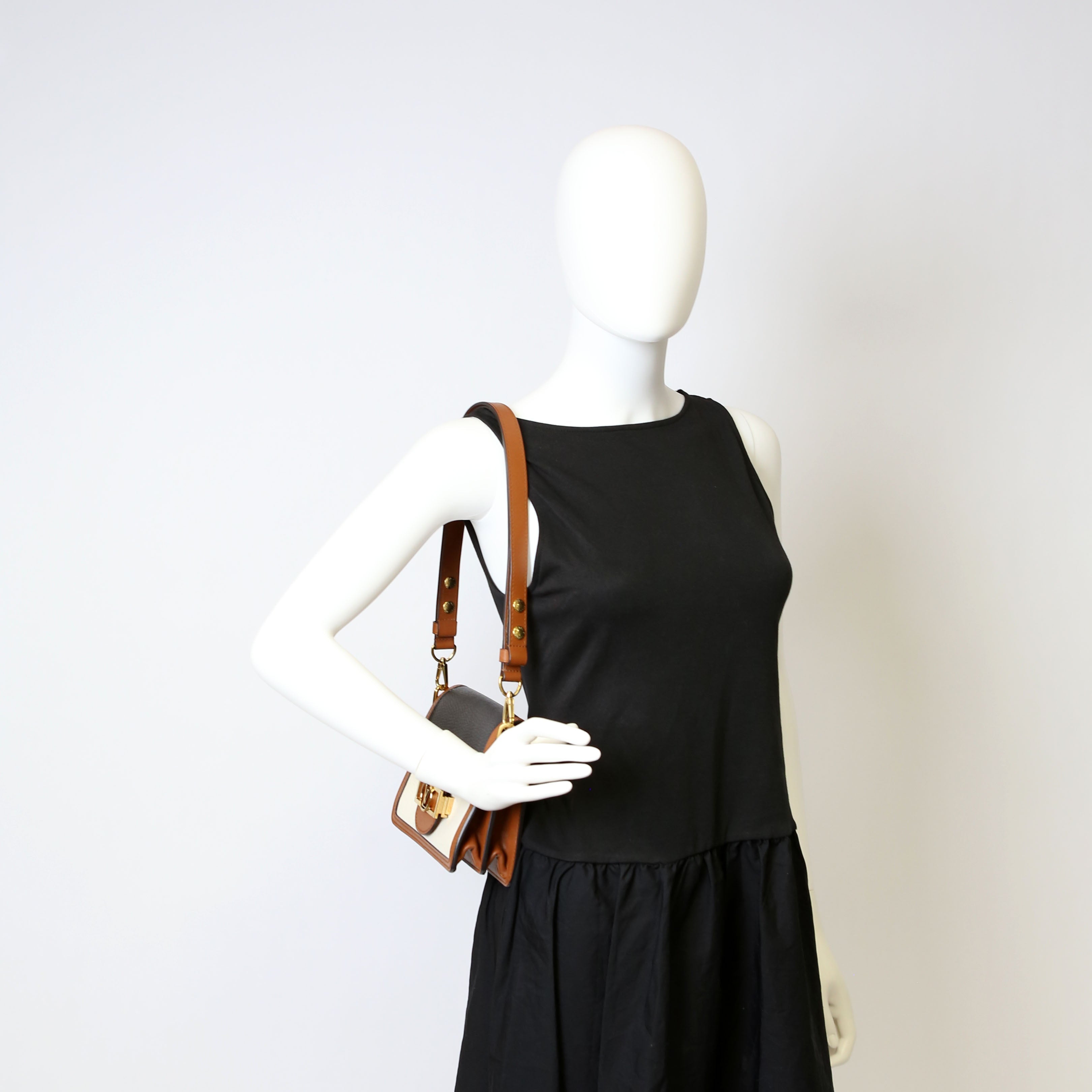 Dauphine Mini Taurillon Leather