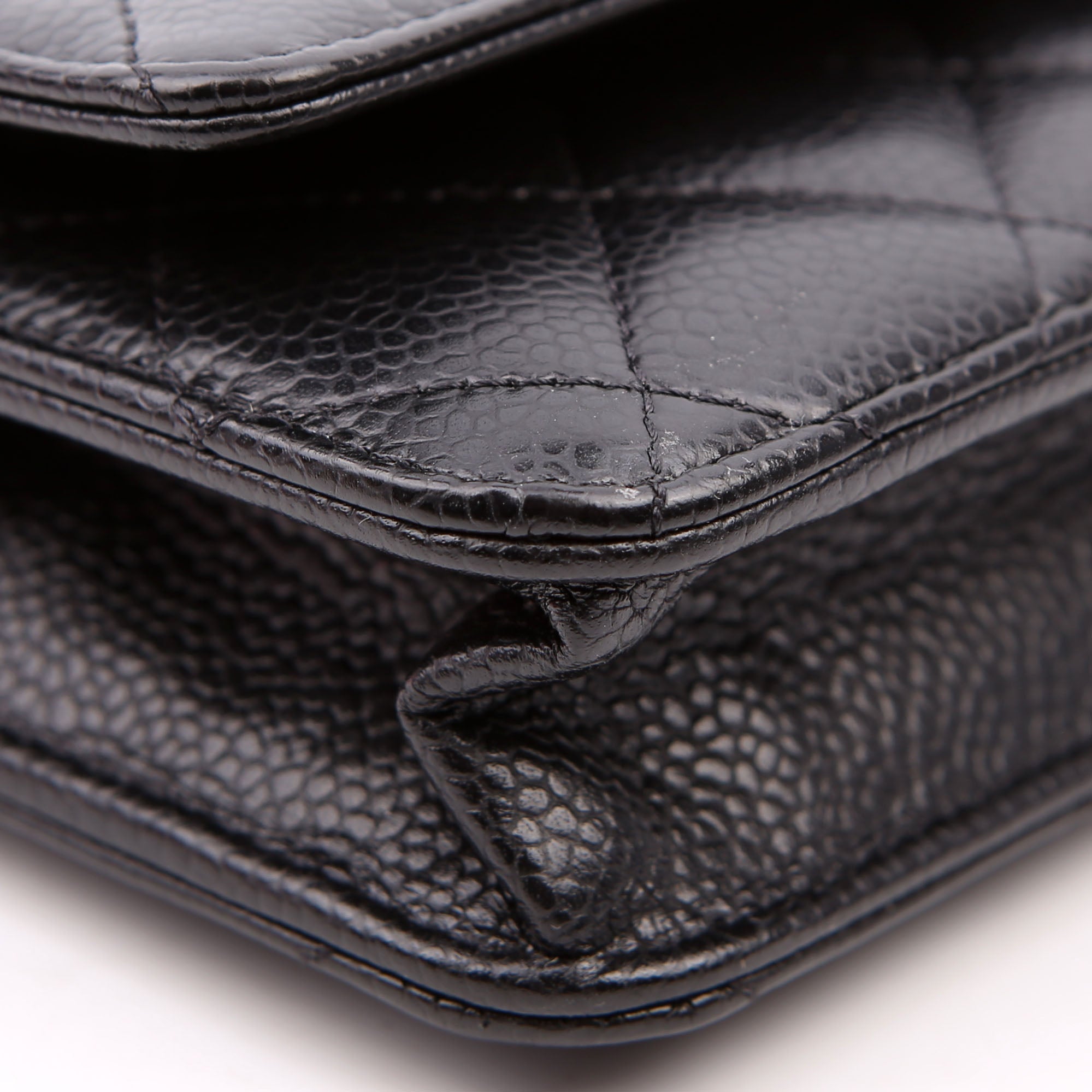 WOC Classic Quilted Caviar RFID Black