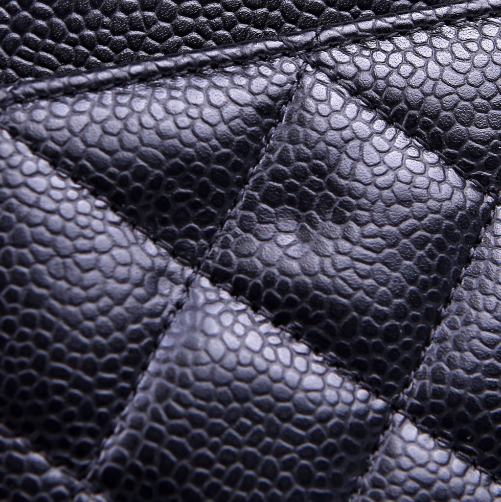WOC Classic Quilted Caviar RFID Black