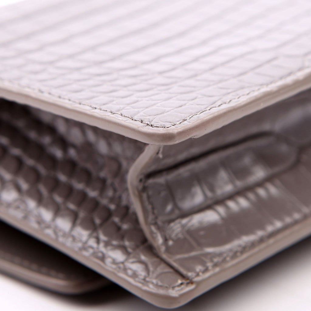 533026 Sunset Chain Wallet Croc Embossed Red