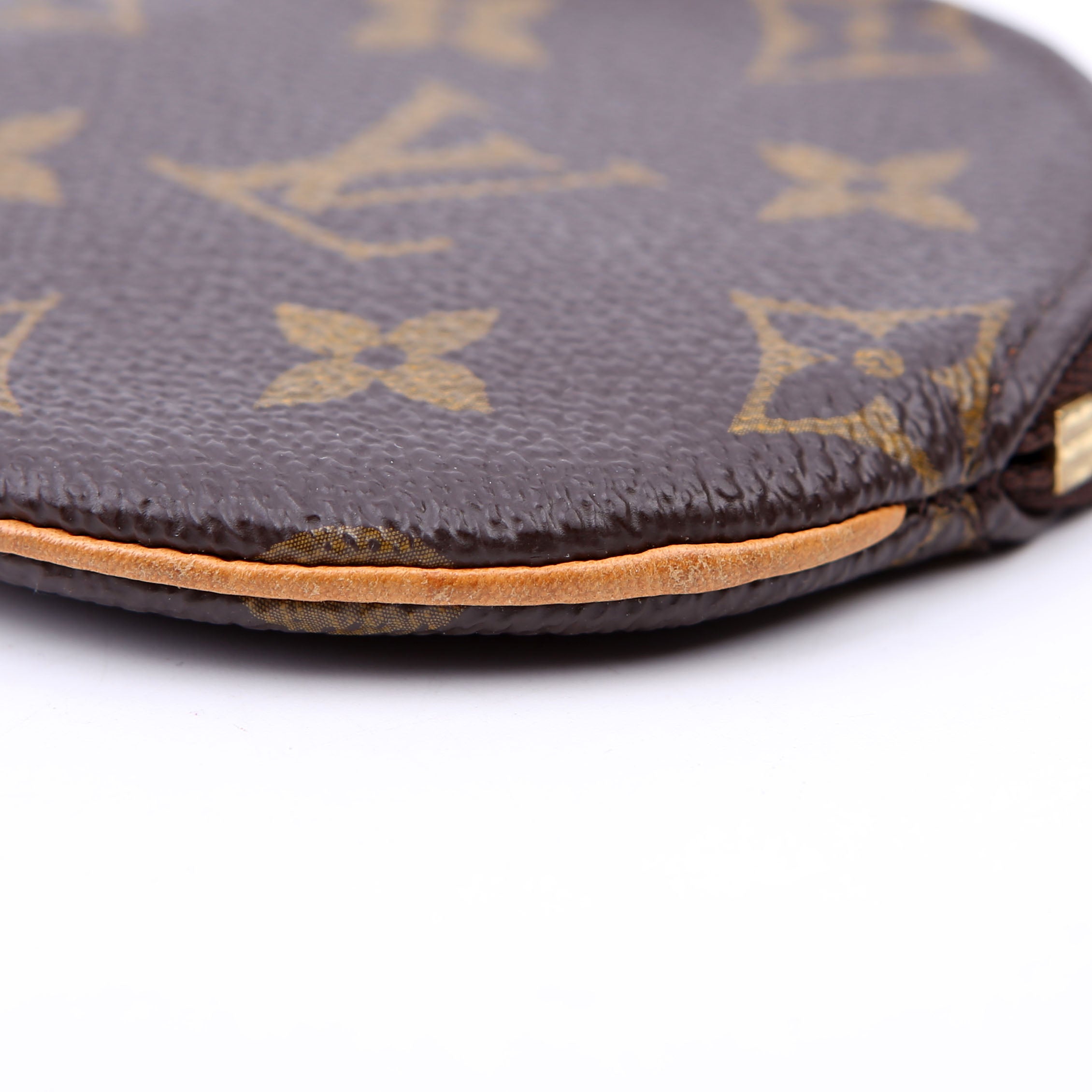Round Coin Purse Monogram