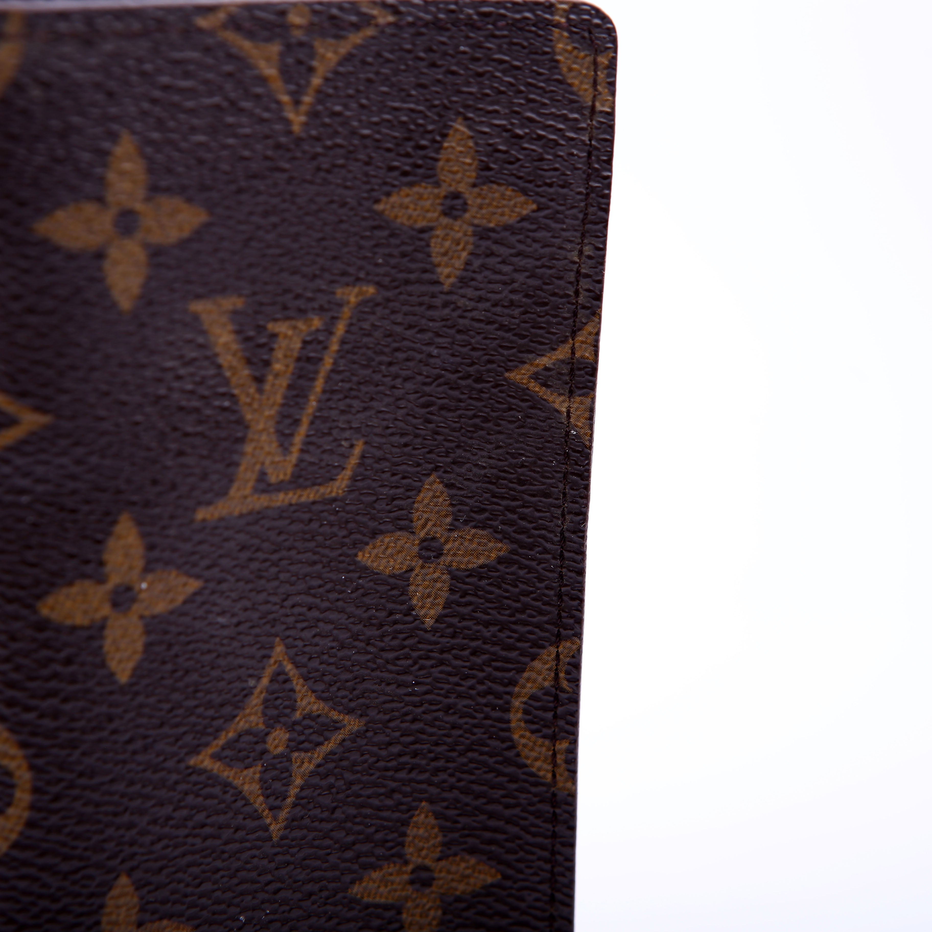 Simple Glasses Case Monogram