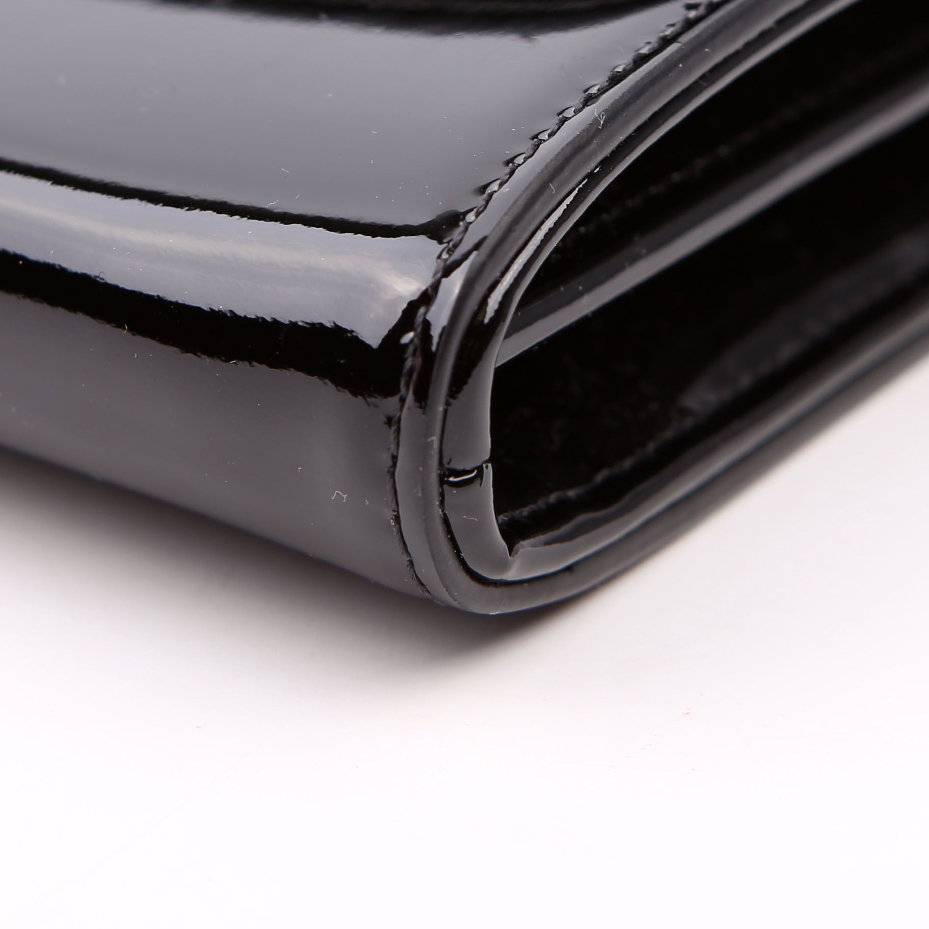 Medusa Clutch with Chain Patent Black