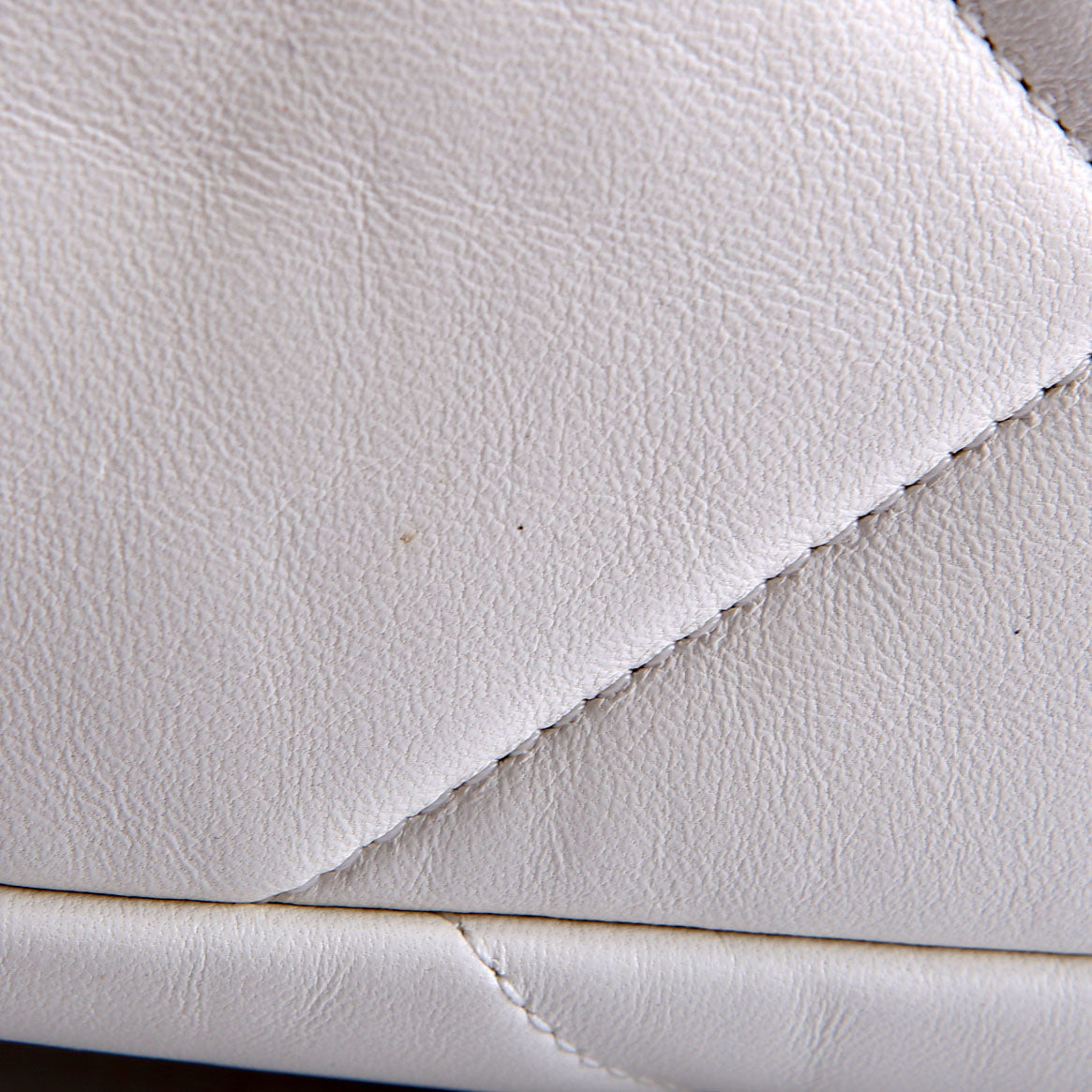 Quilted Goatskin 19 Medium Flap RFID White