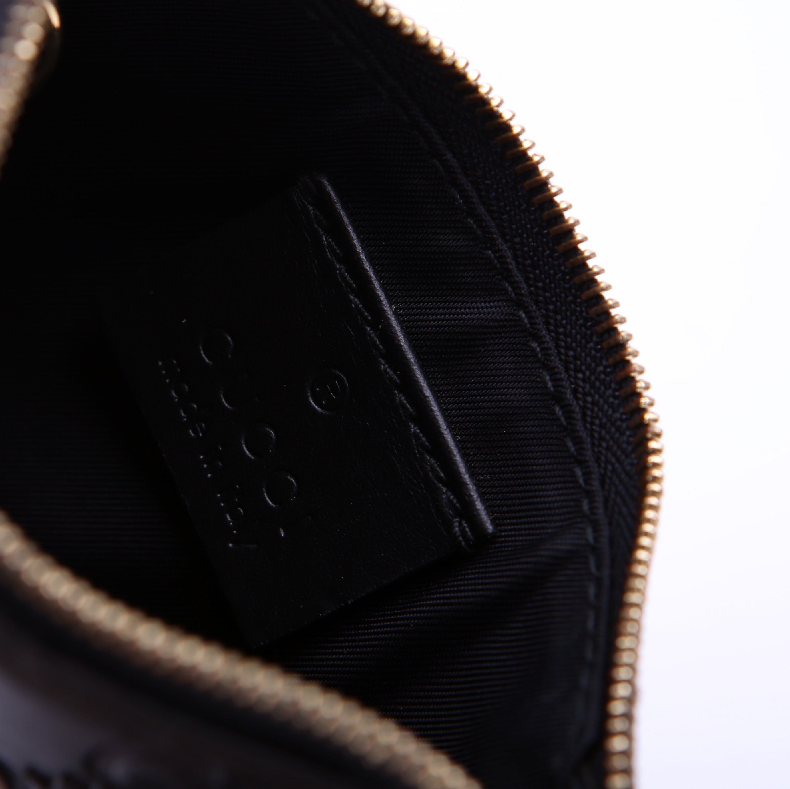 447964 GG Leather Key Pouch Black