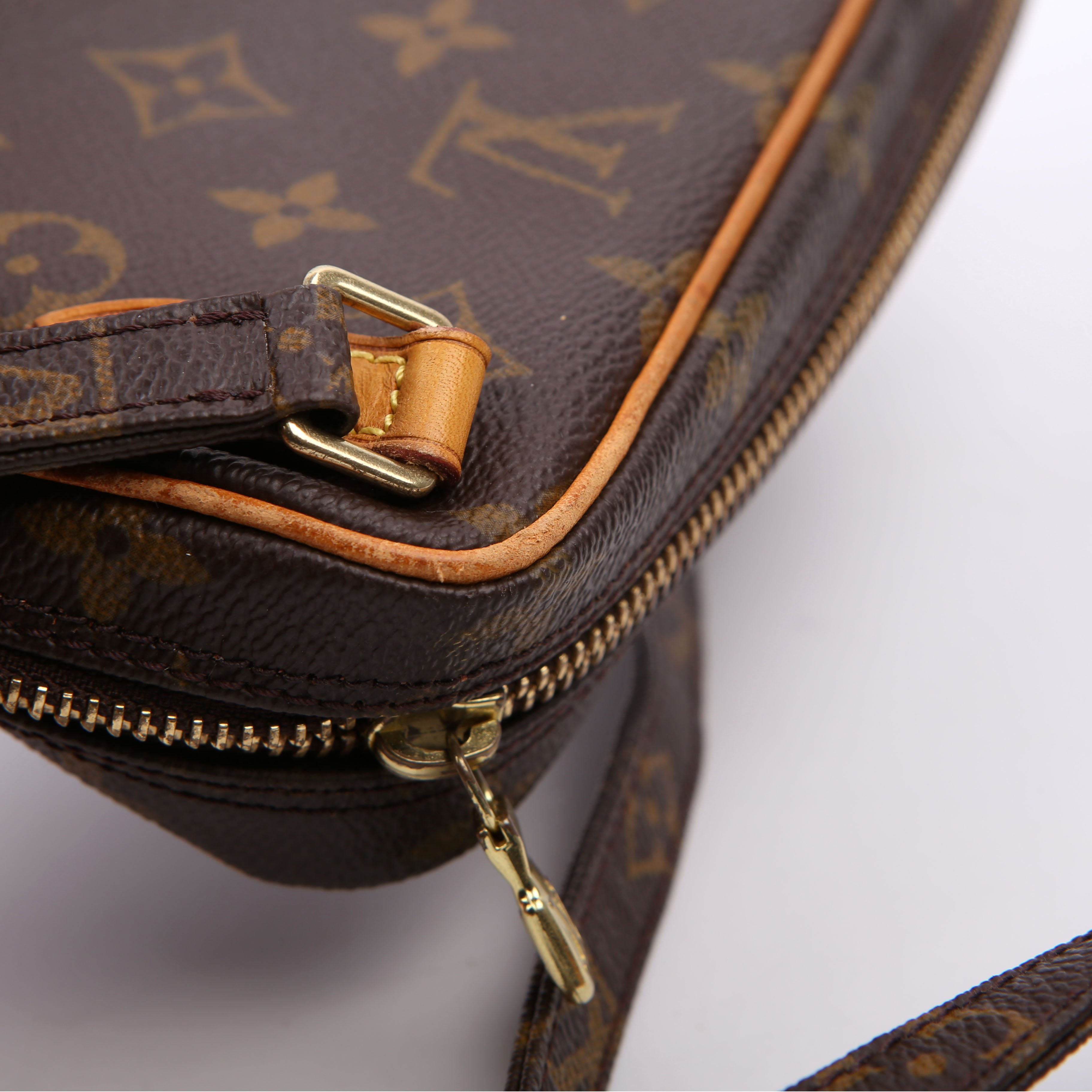 Pochette Marly Bandouliere Monogram