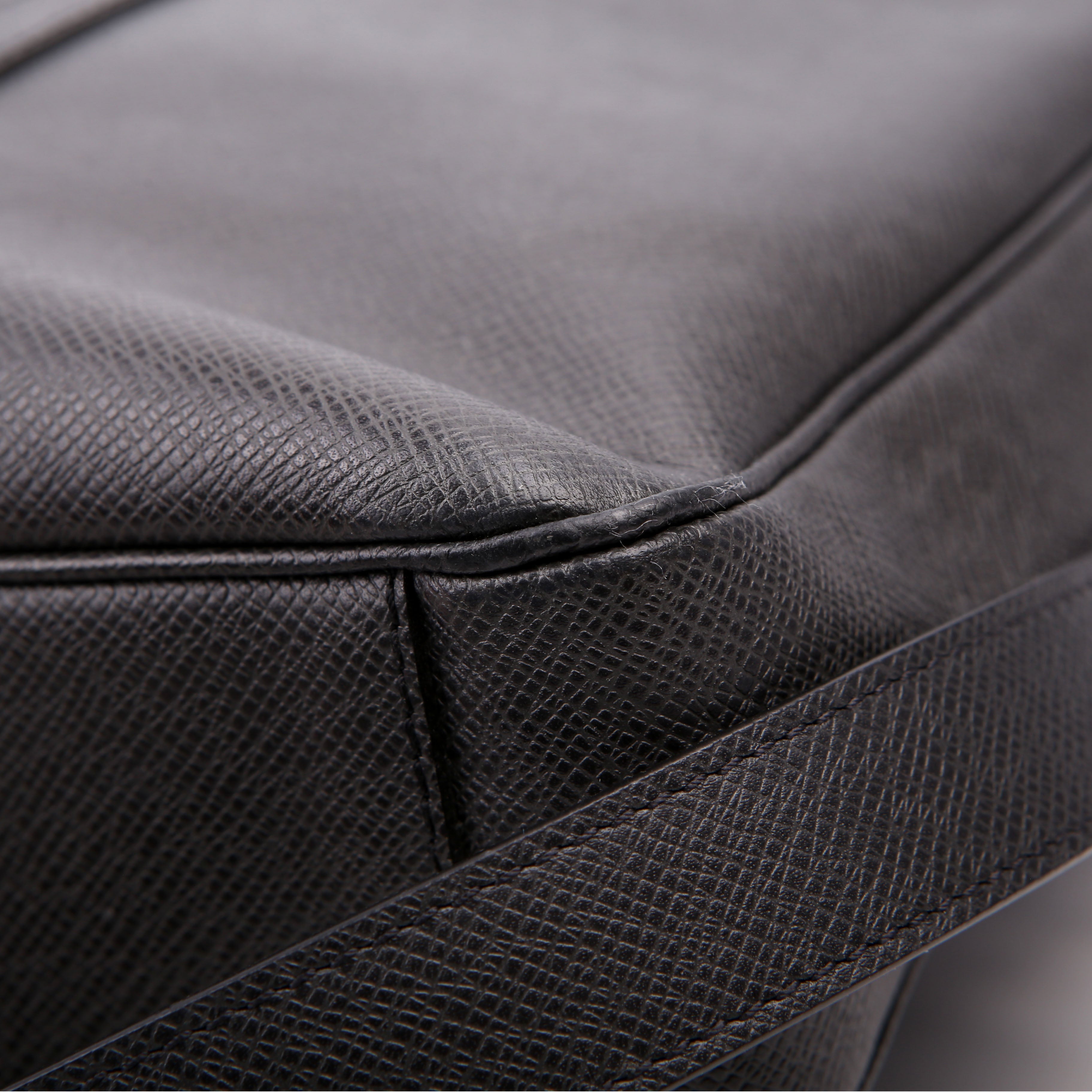 Porte Documents Voyage Taiga Black