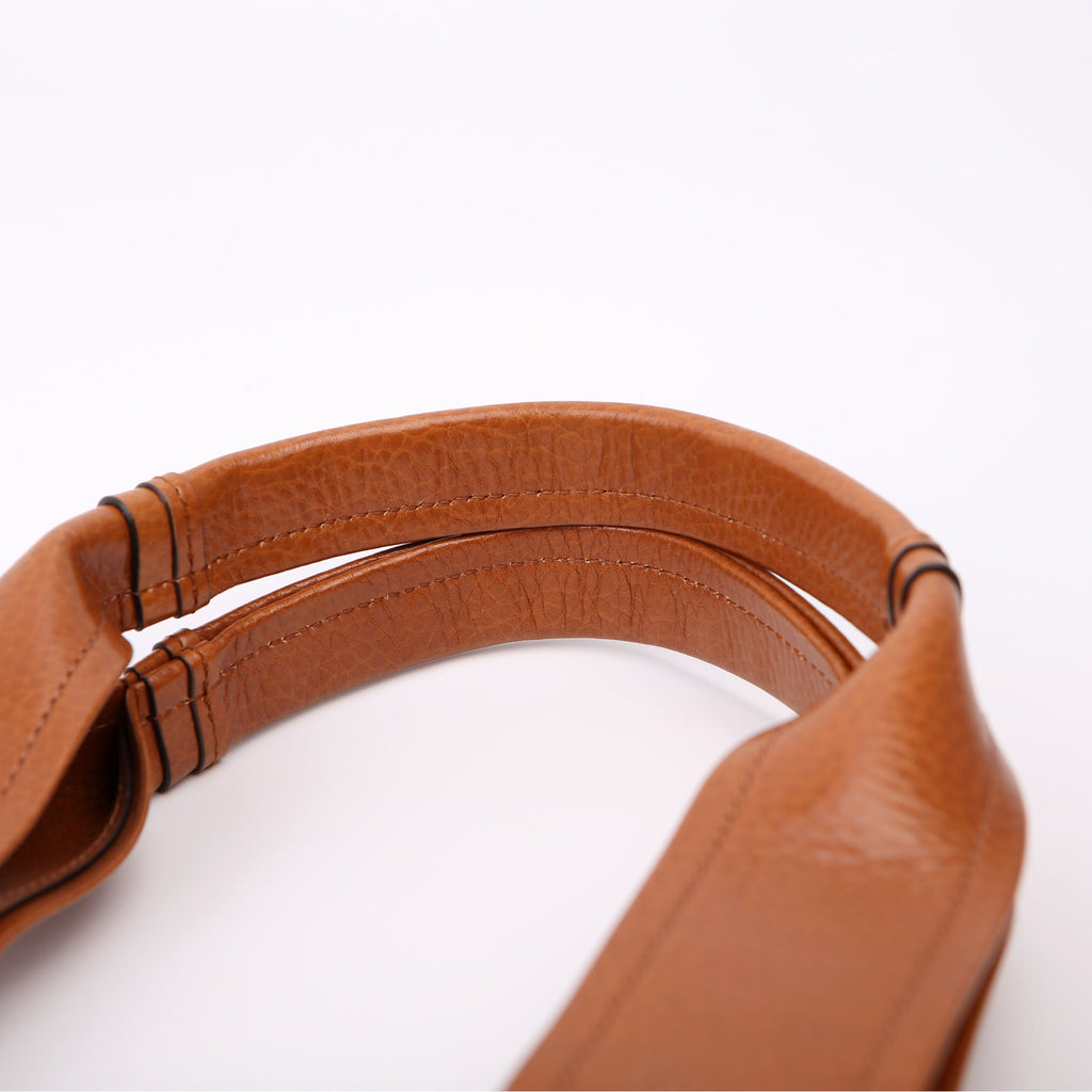 Woody Medium Shiny Grained Leather Tote Brown