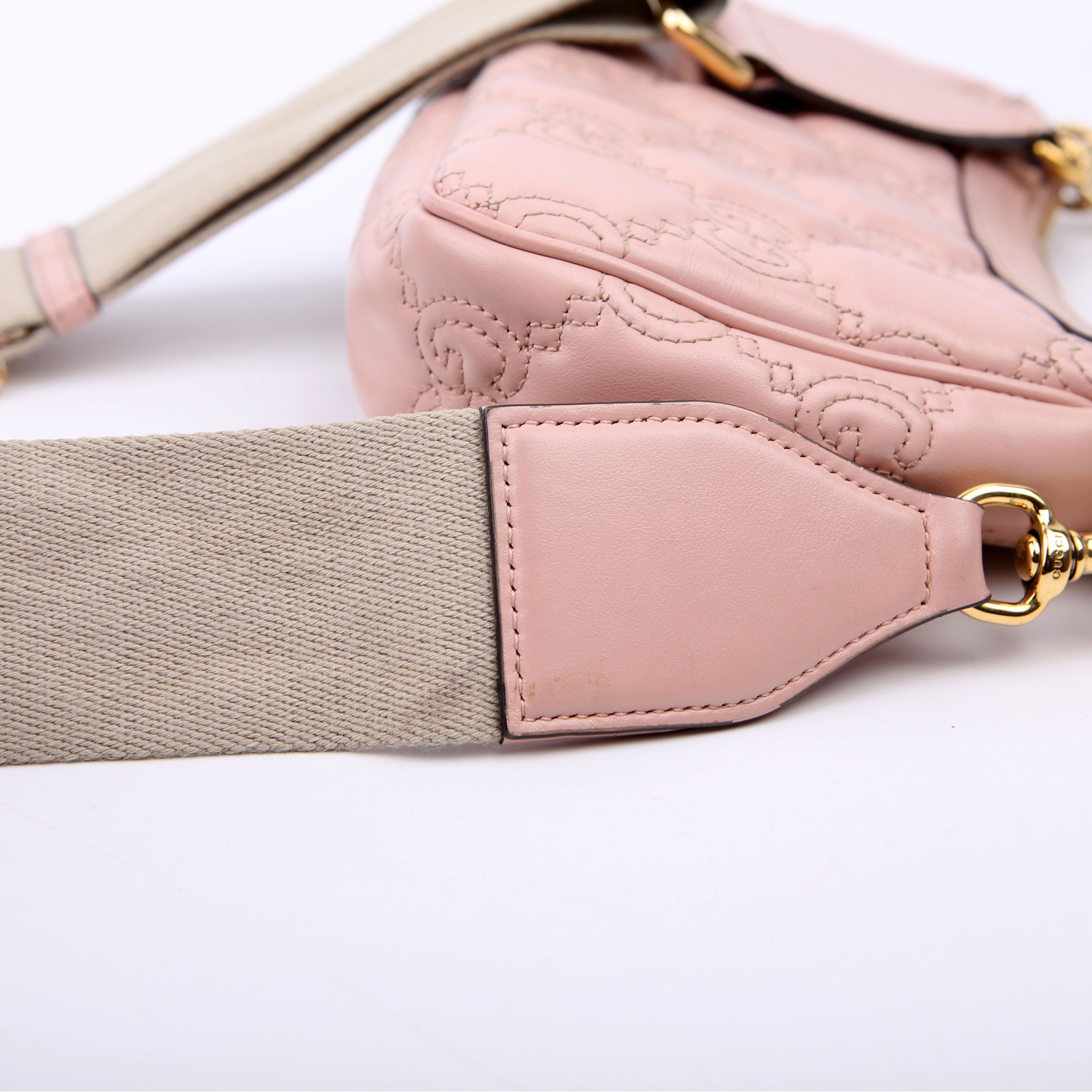 Gucci 735049 GG Leather Shoulder Bag Pink