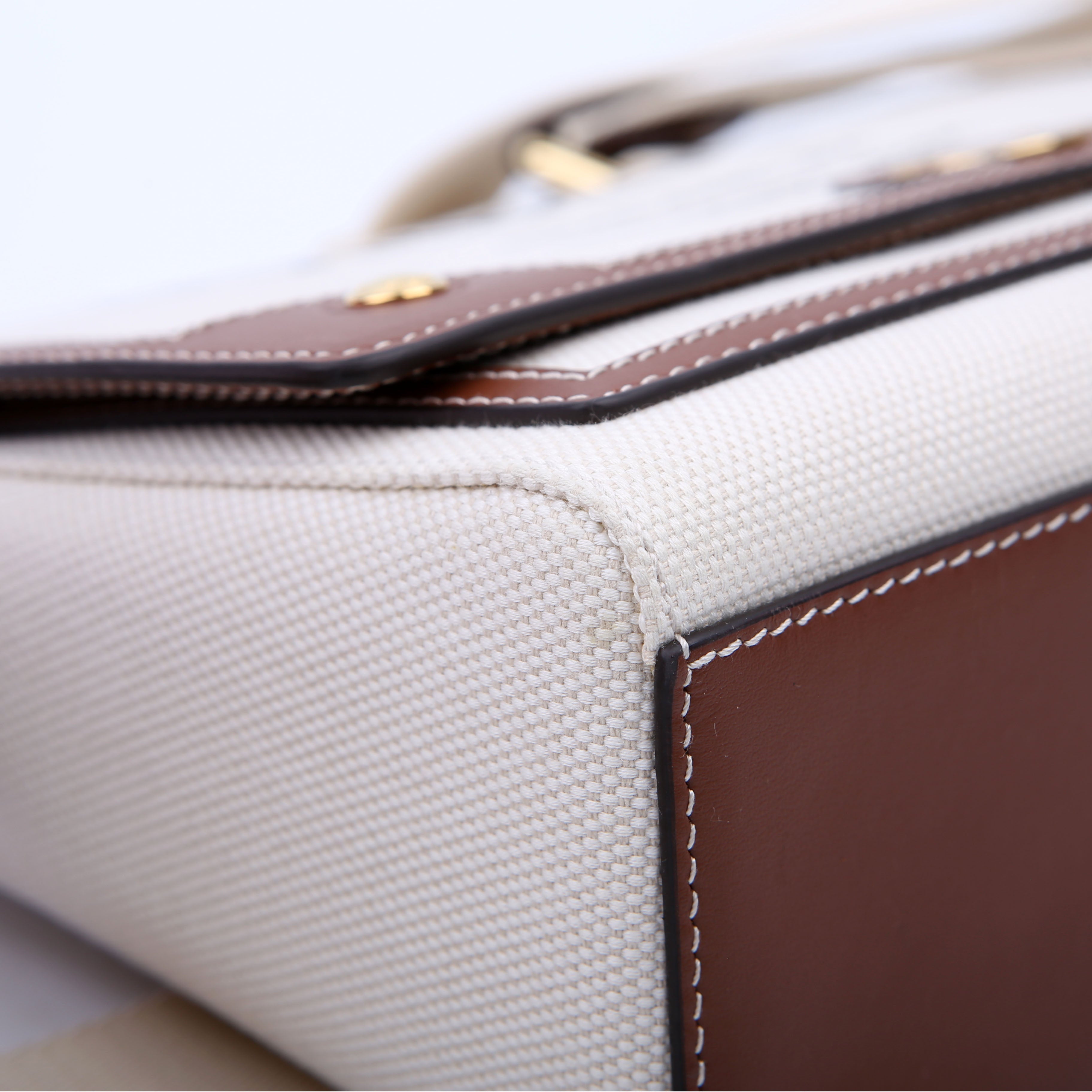 Horseferry Canvas Note Medium Crossbody White/Brown