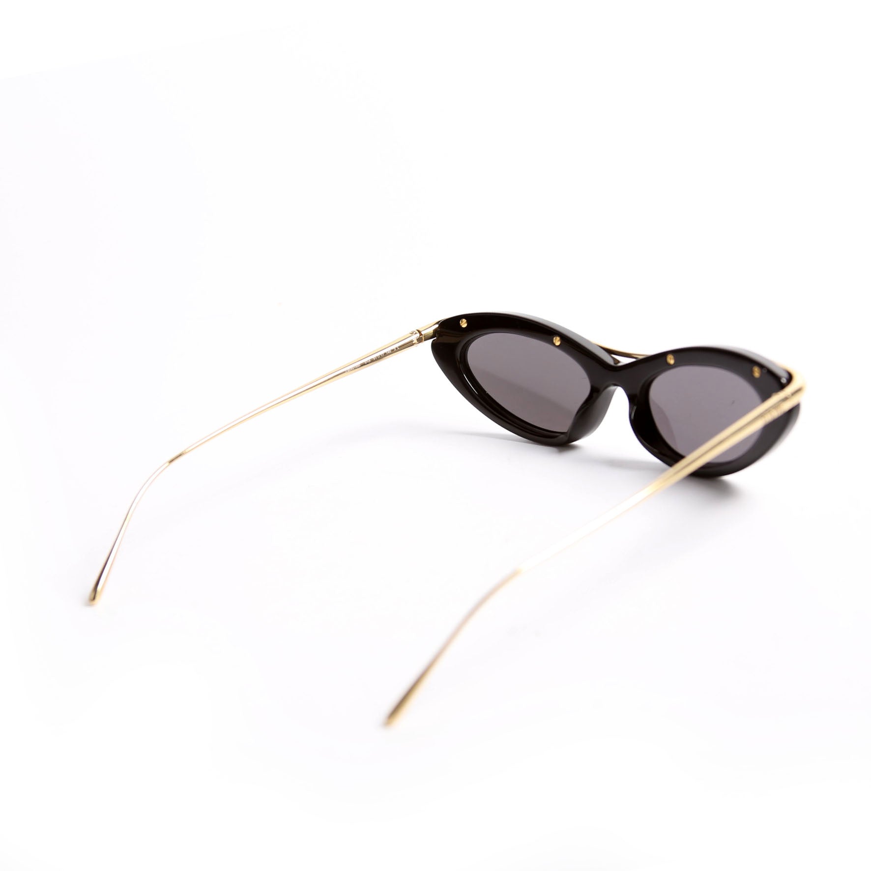LW401661 Whirl Cat Eye Sunglasses Black