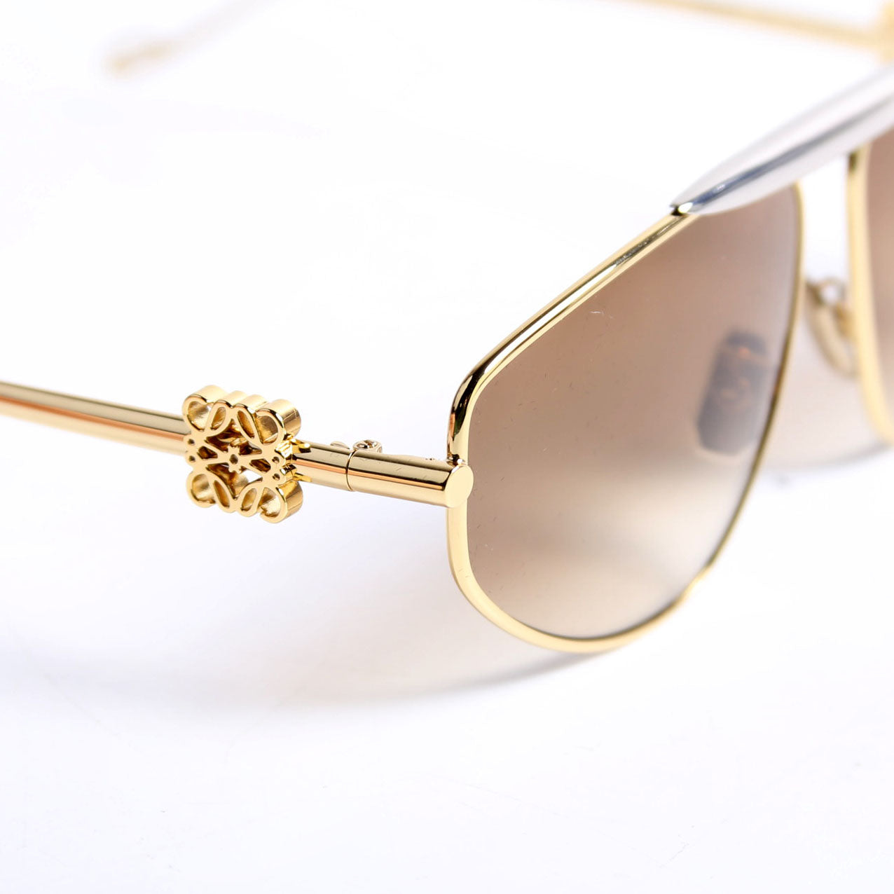 LW40116U Anagram Aviator Brown