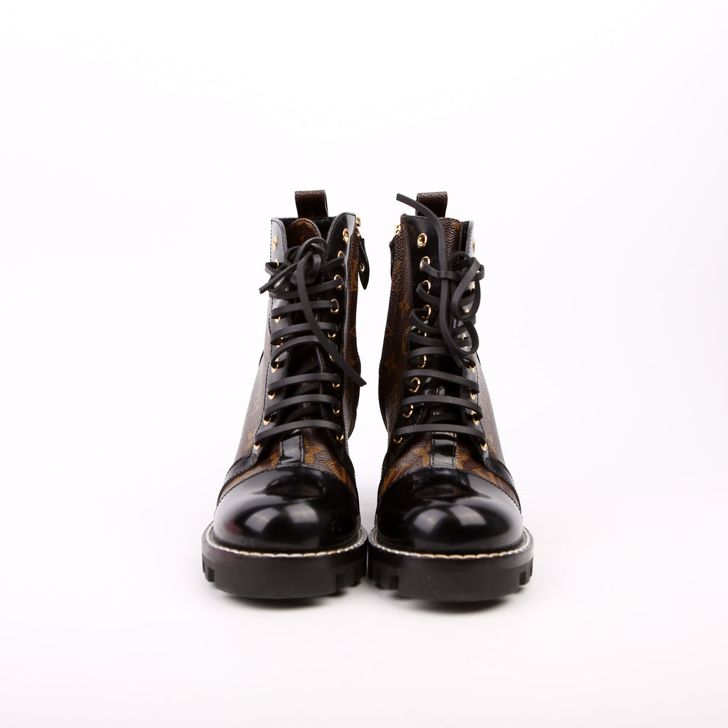 Star Trail Ankle Boots Size 38