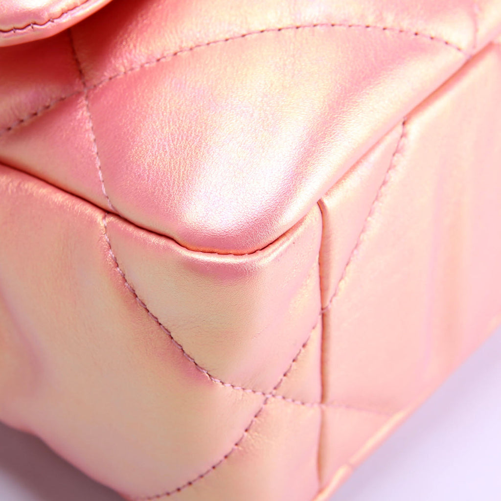 Quilted Metallic Lambskin 19 Small Flap 31M Pink