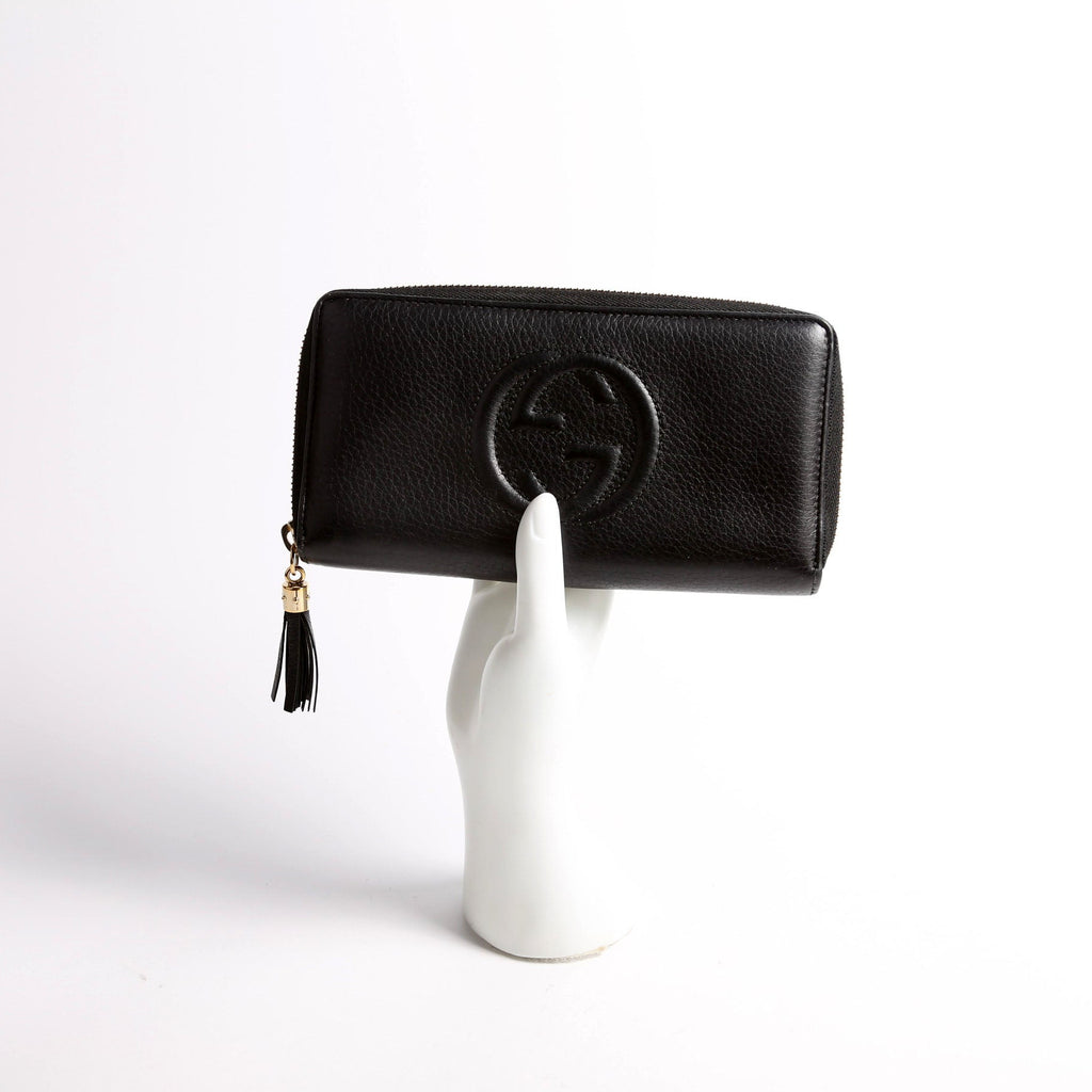 308004 Soho Zippy Wallet Black