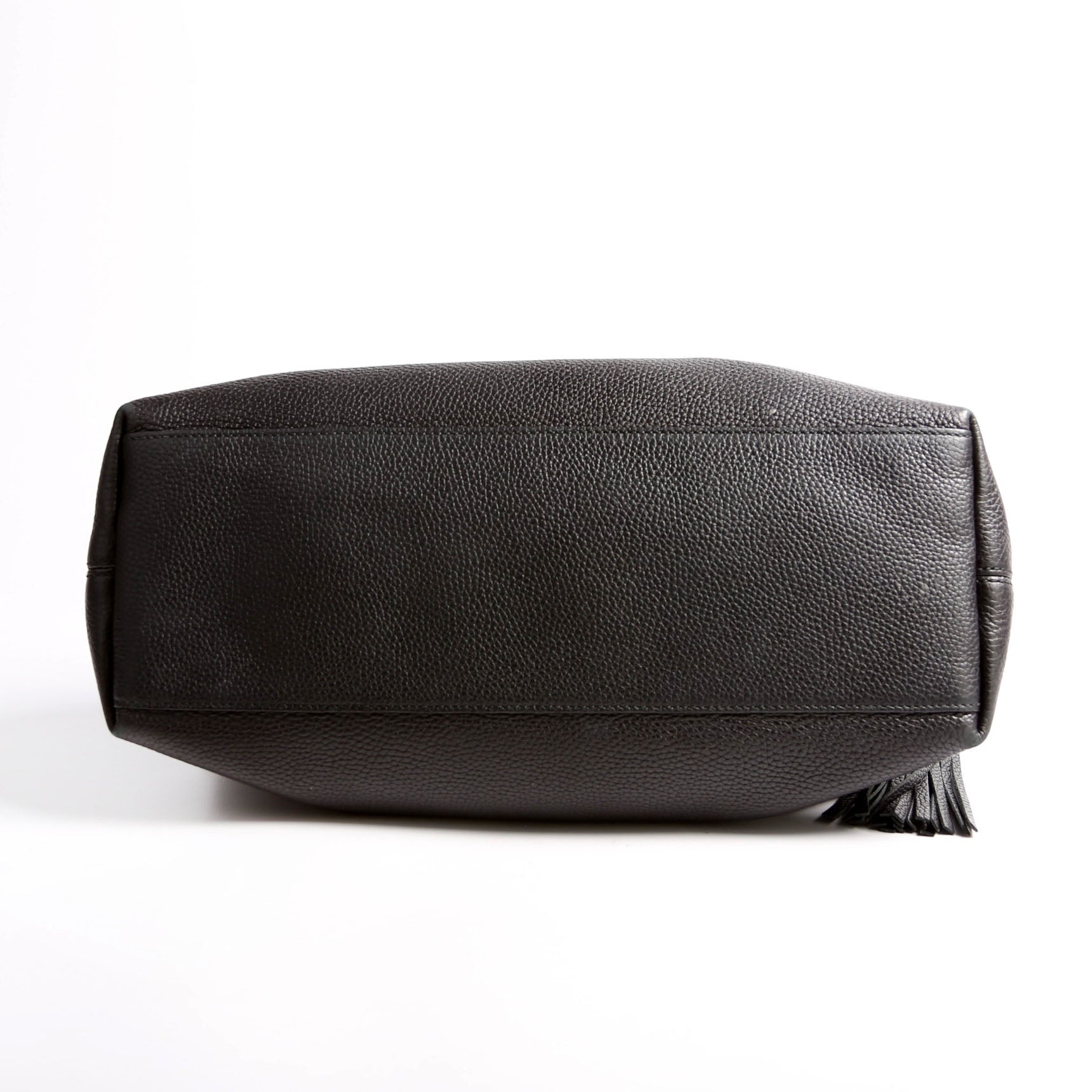 308982 Soho Leather Shoulder Medium Black