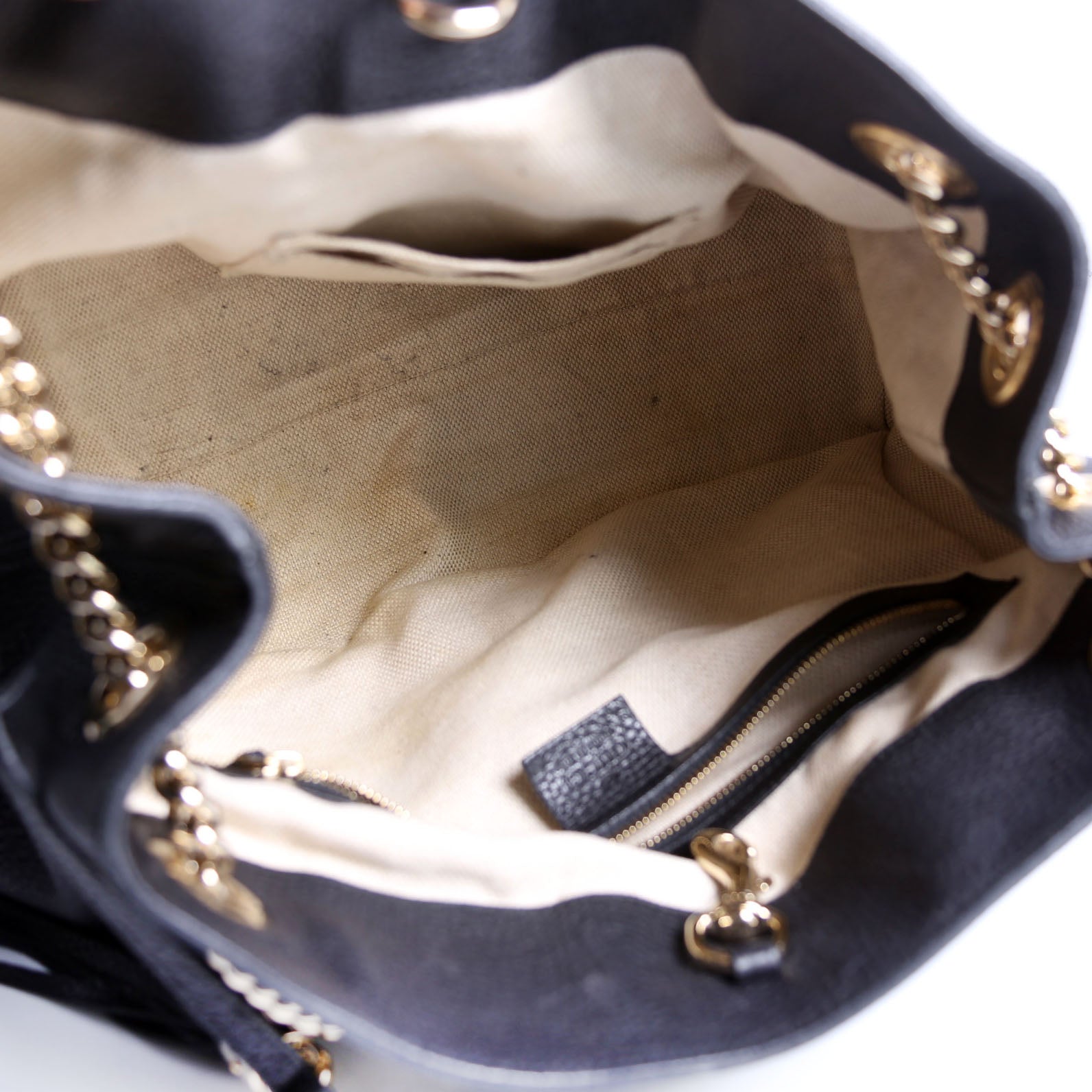 308982 Soho Leather Shoulder Medium Black