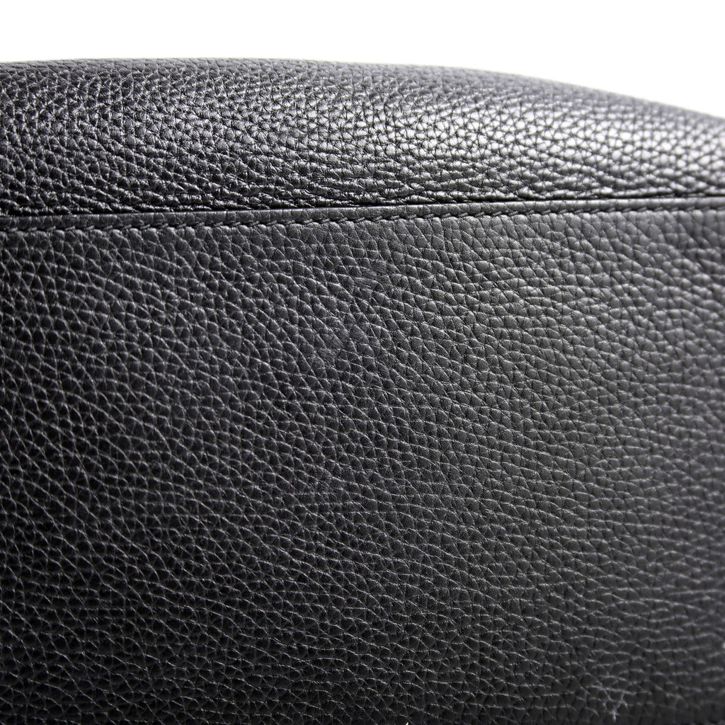 536196 Soho Chain Tote Newer Black