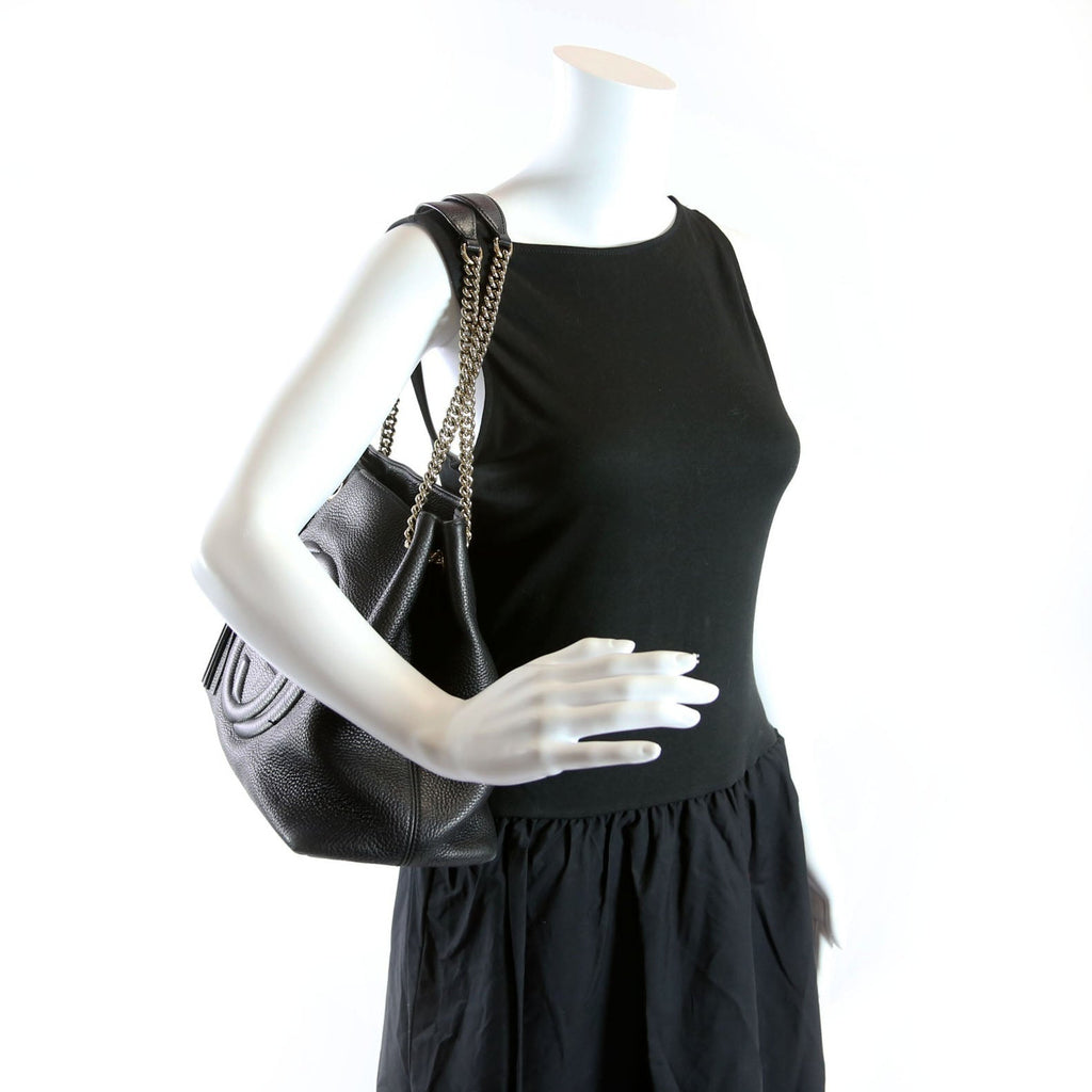 536196 Soho Chain Tote Newer Black