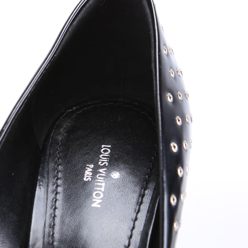 Pointed Toe Leather Pumps Size 39.5 Black