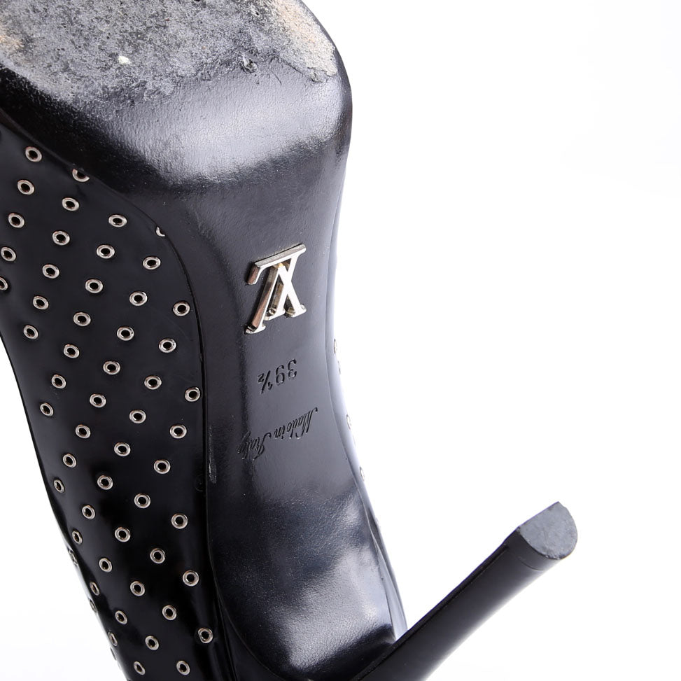 Pointed Toe Leather Pumps Size 39.5 Black