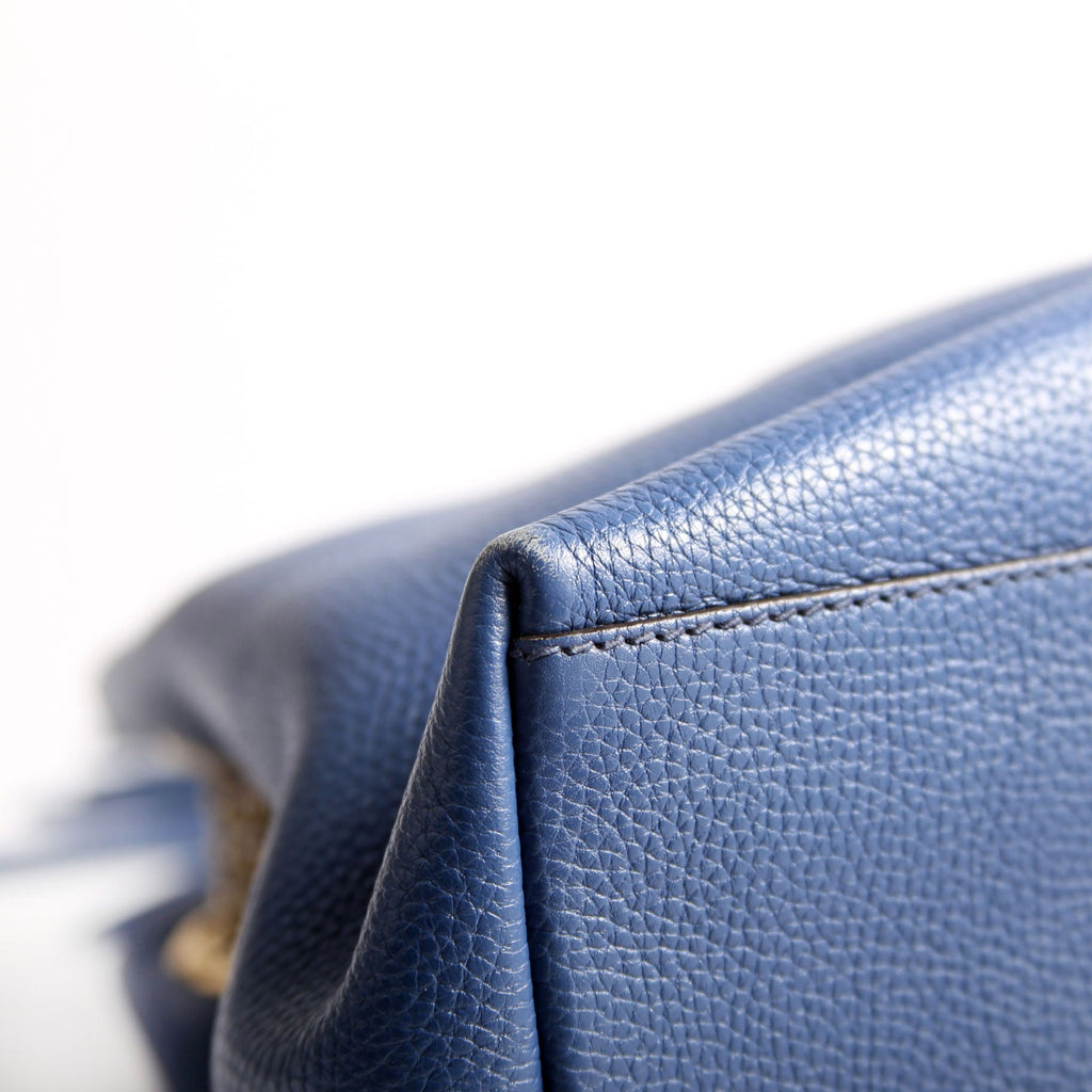 536196 Soho Chain Tote Newer Blue