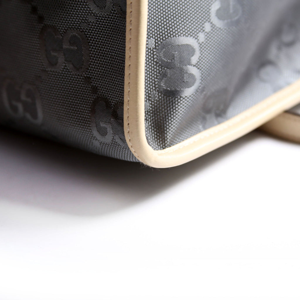 630353 Off The Grid Tote Grey