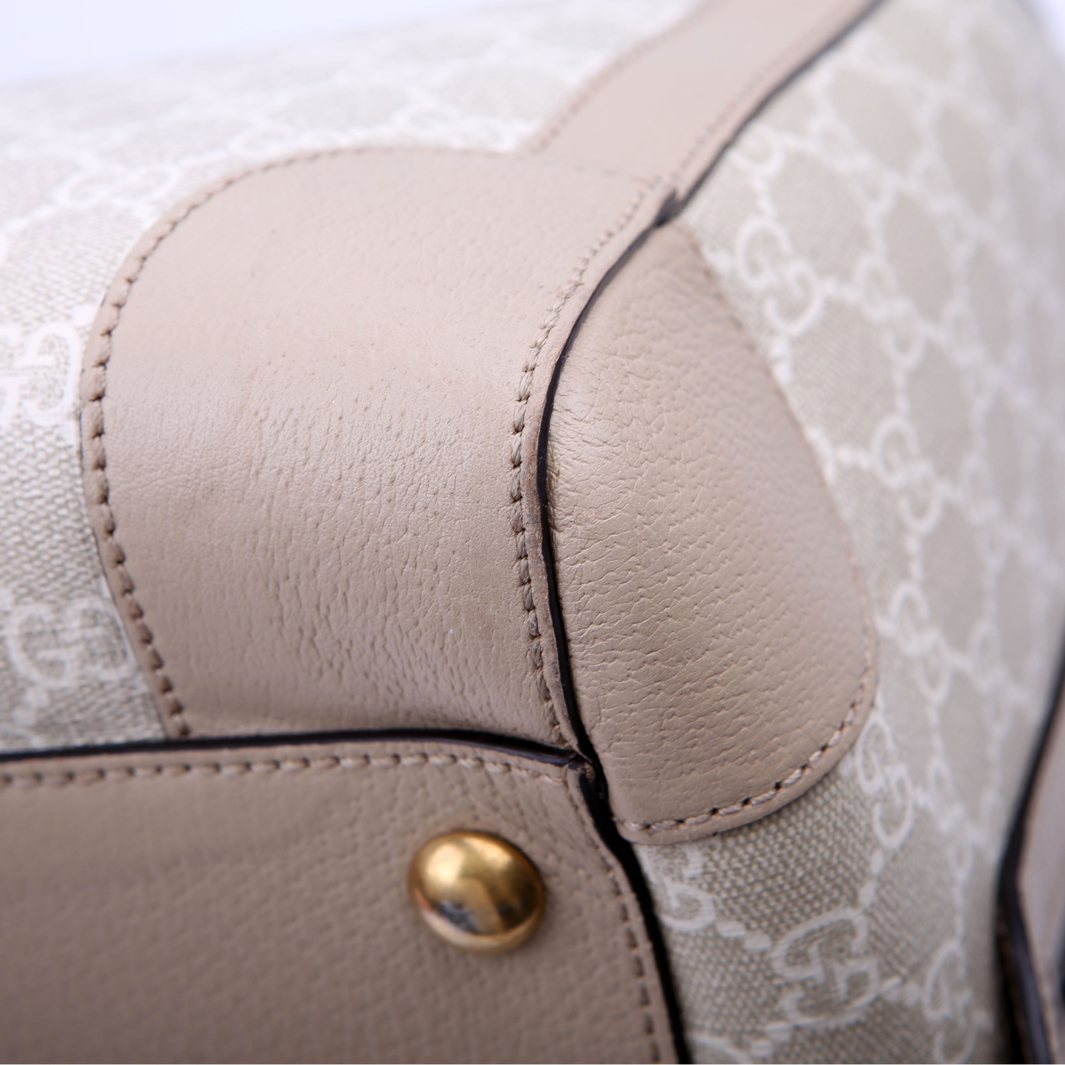 724642 Savoy Medium Duffle