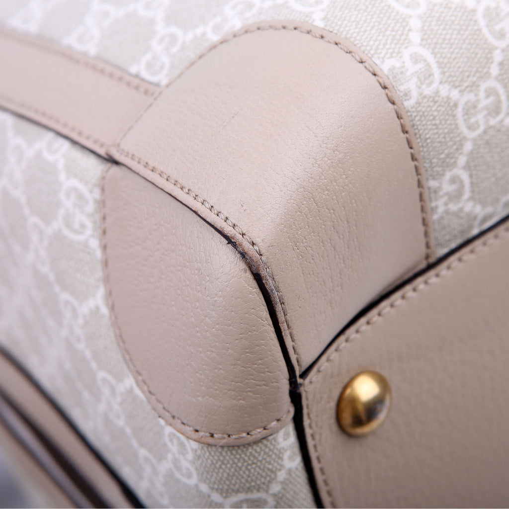 724642 Savoy Medium Duffle