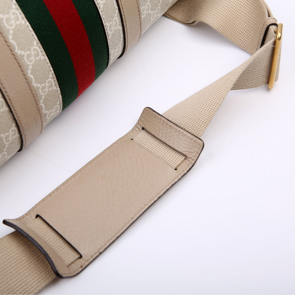 724642 Savoy Medium Duffle