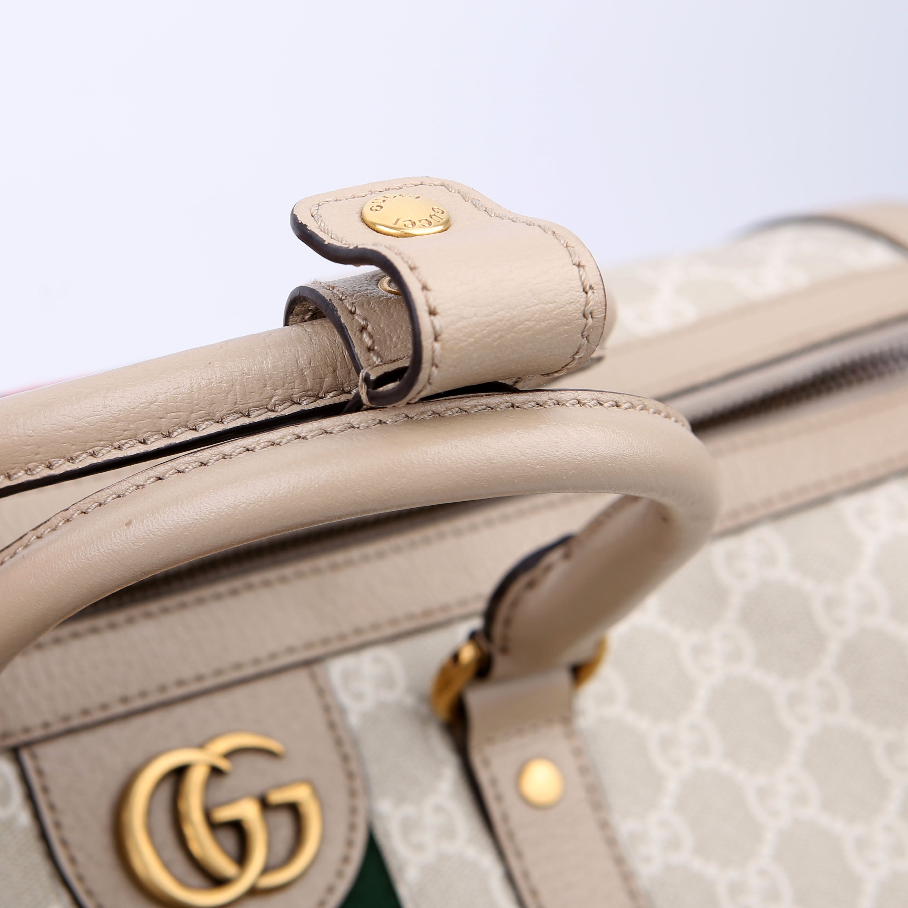 724642 Savoy Medium Duffle